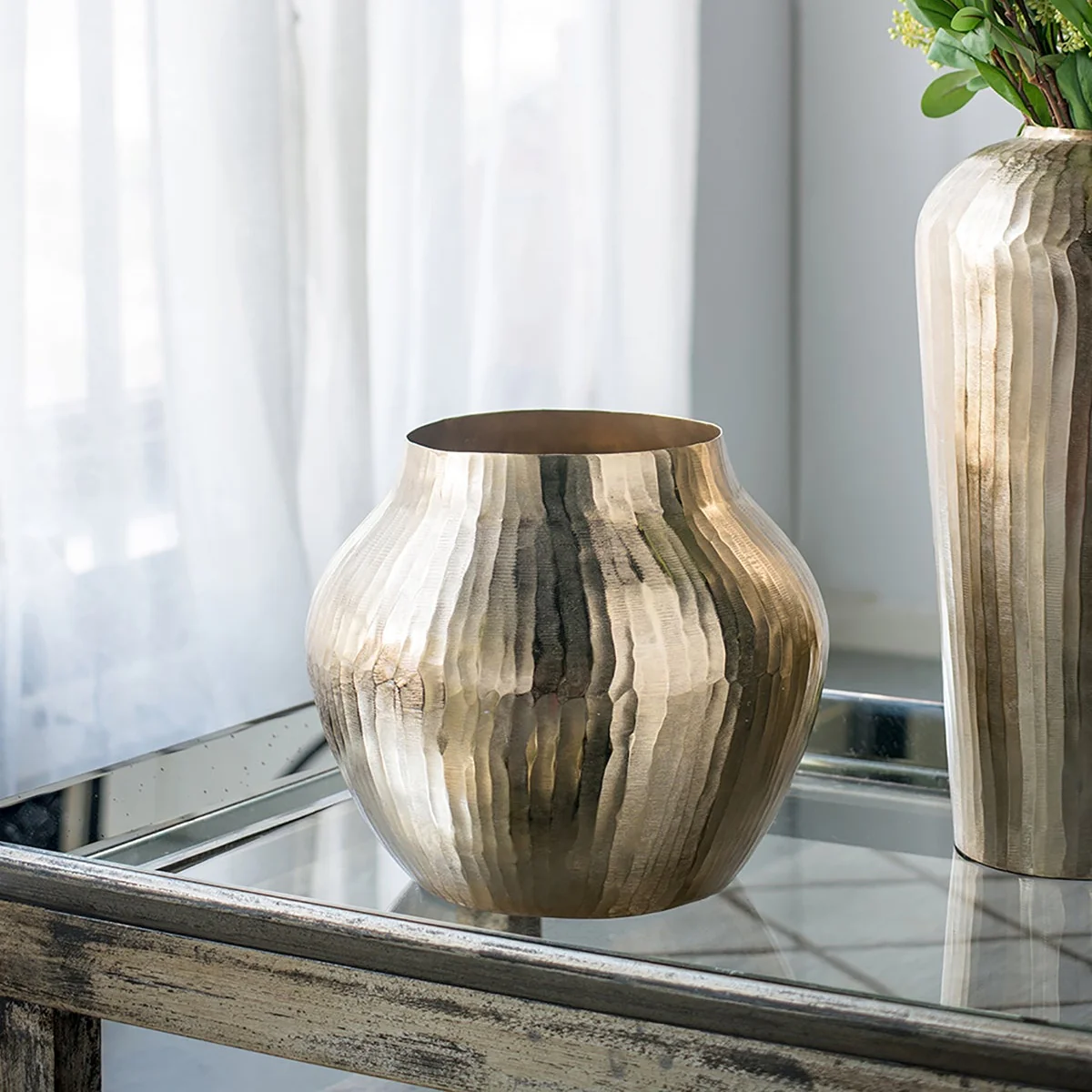 9" Aluminum Chisel Flower Vase