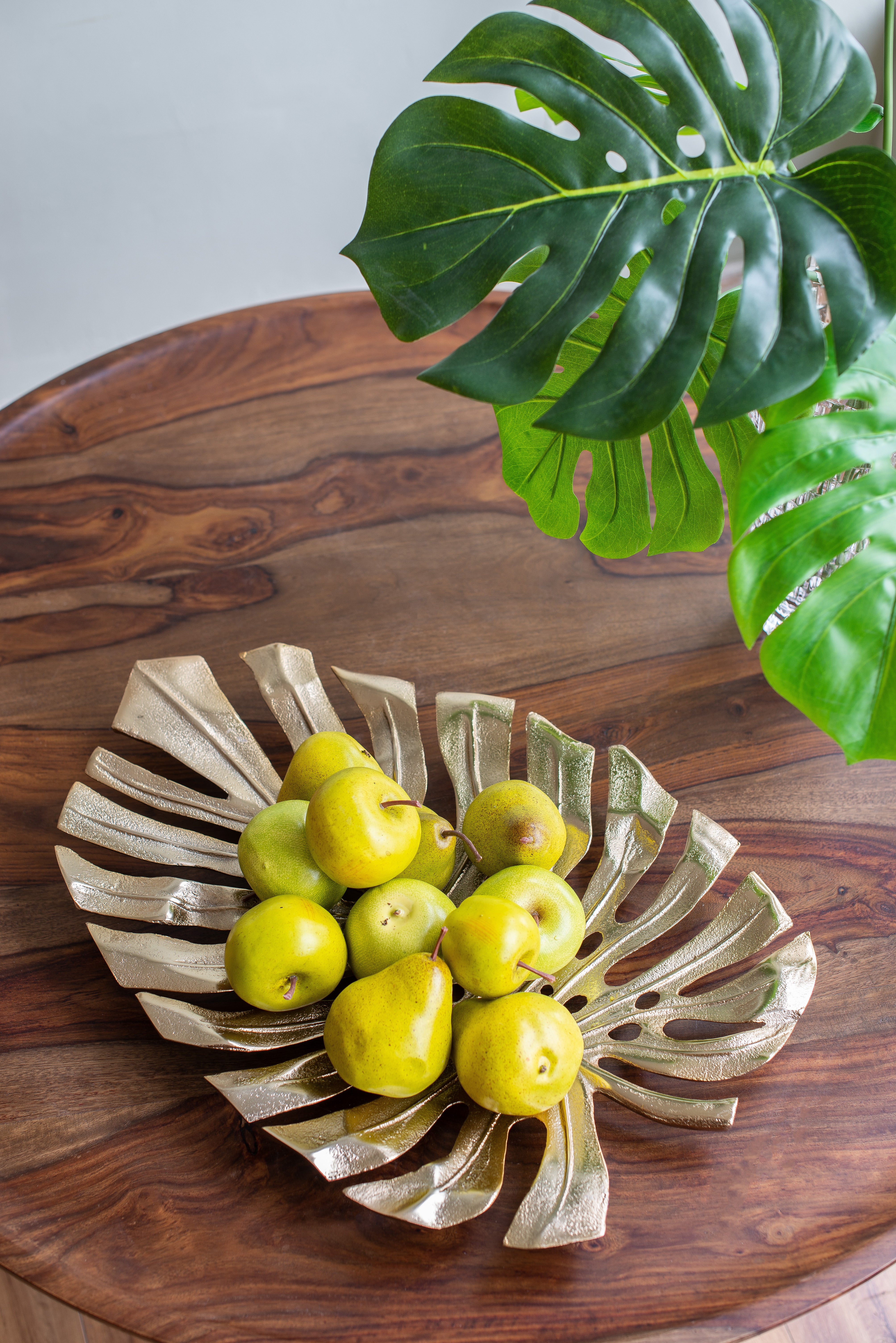 Gold Monstera Leaf Wall Decor - Image 17