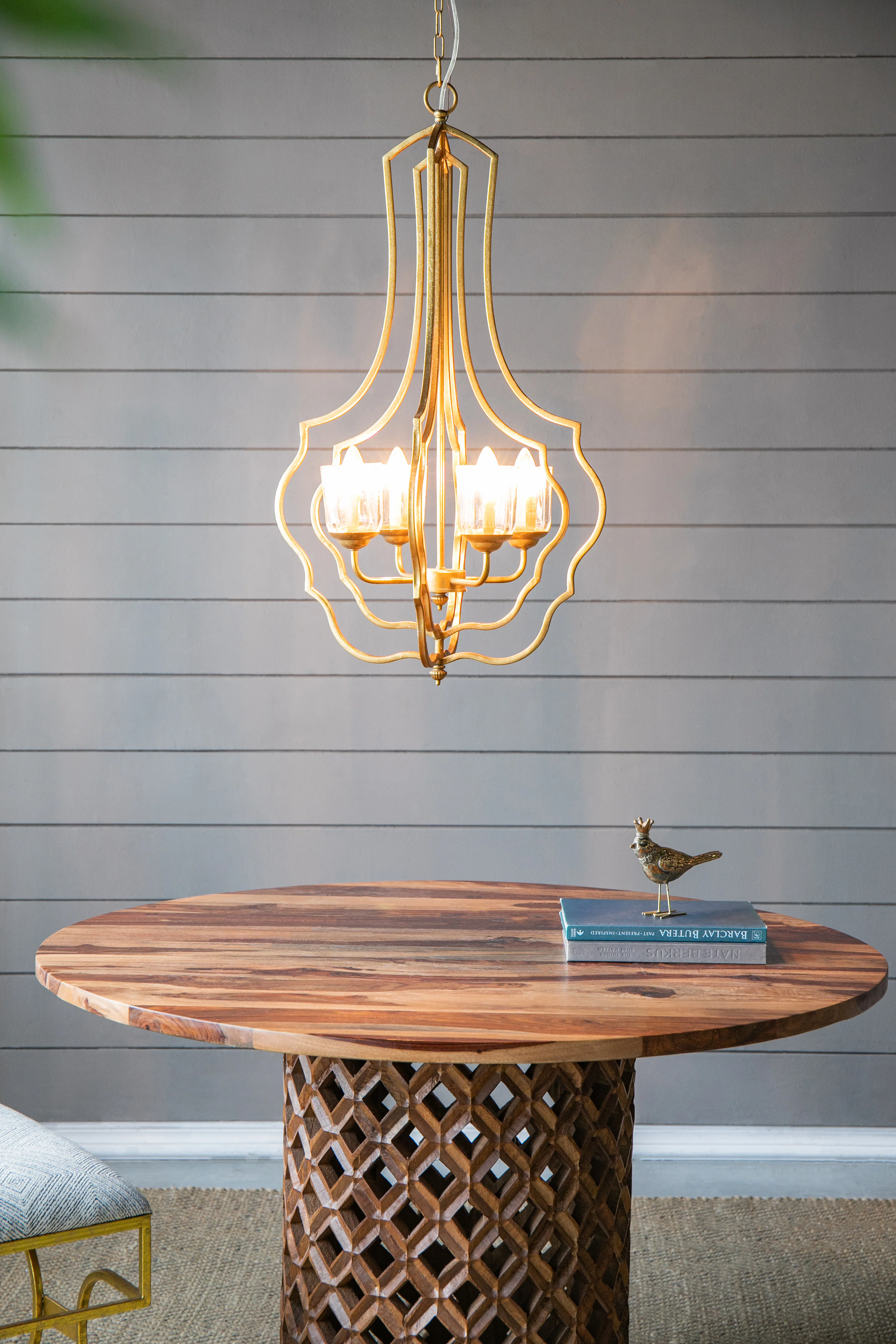 4-Light Metal Chandelier - Image 6