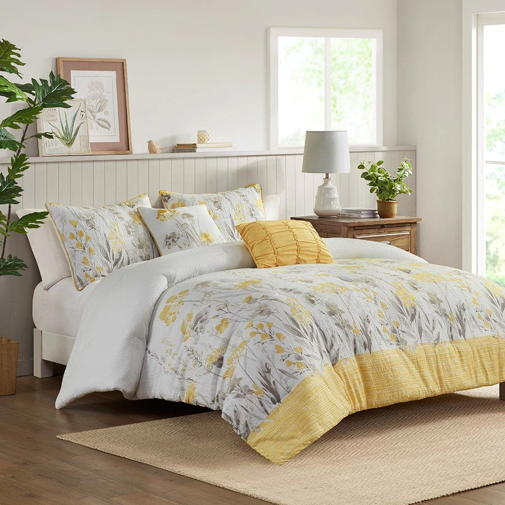 5 Piece Seersucker Comforter Set with Throw Pillows - Image 2