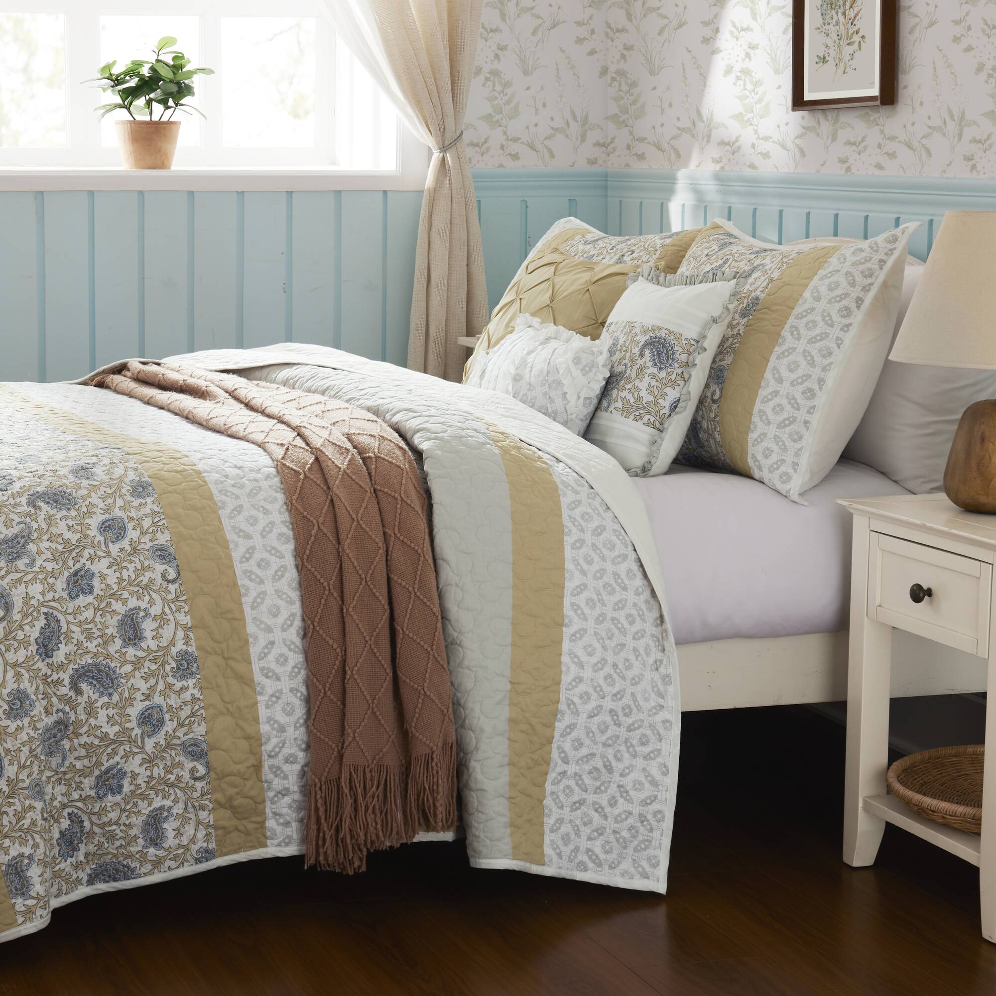 6 Piece Cotton Percale Quilt Set with Throw Pillows - Image 22