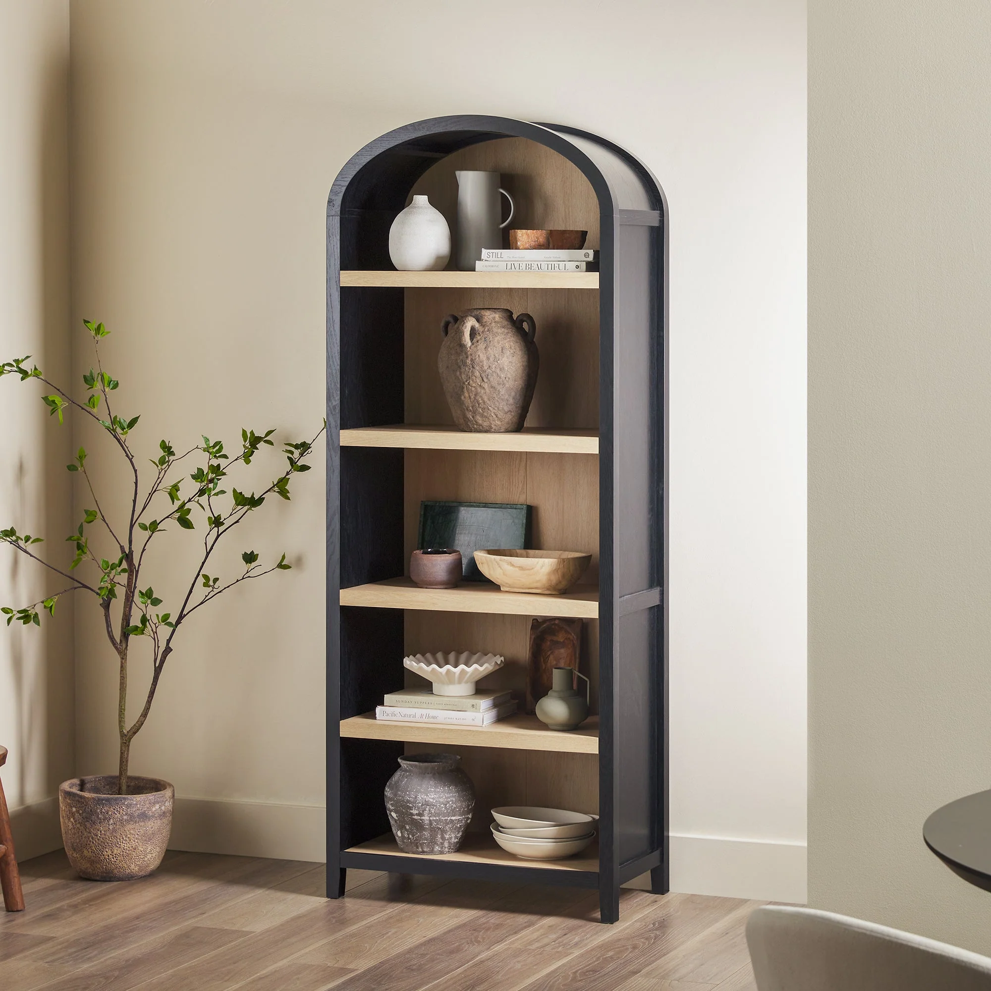 Arched Bookcase with 5 Spacious Shelves - Image 5