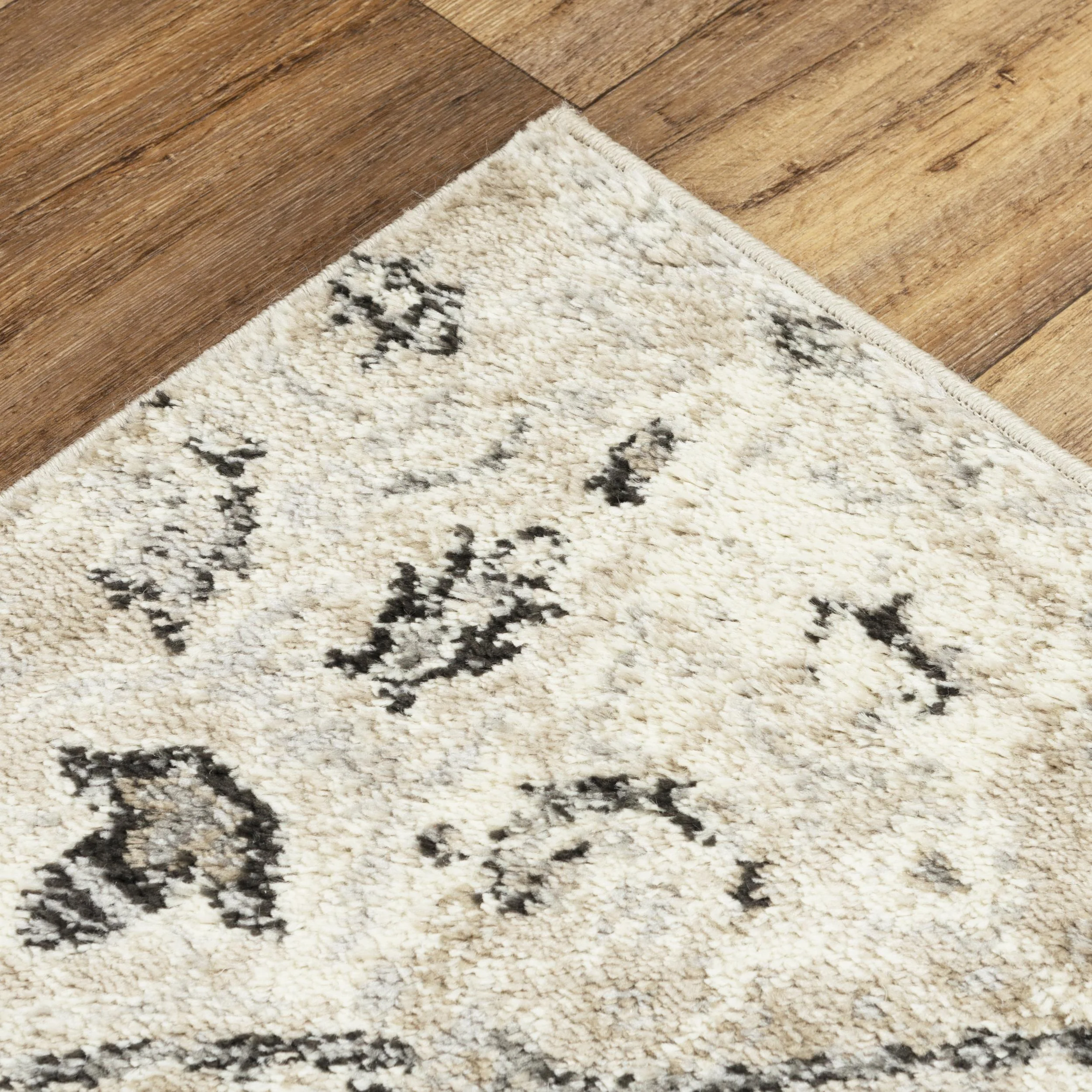 Ashbourne Power Loomed Geometric Area Rug - Image 5