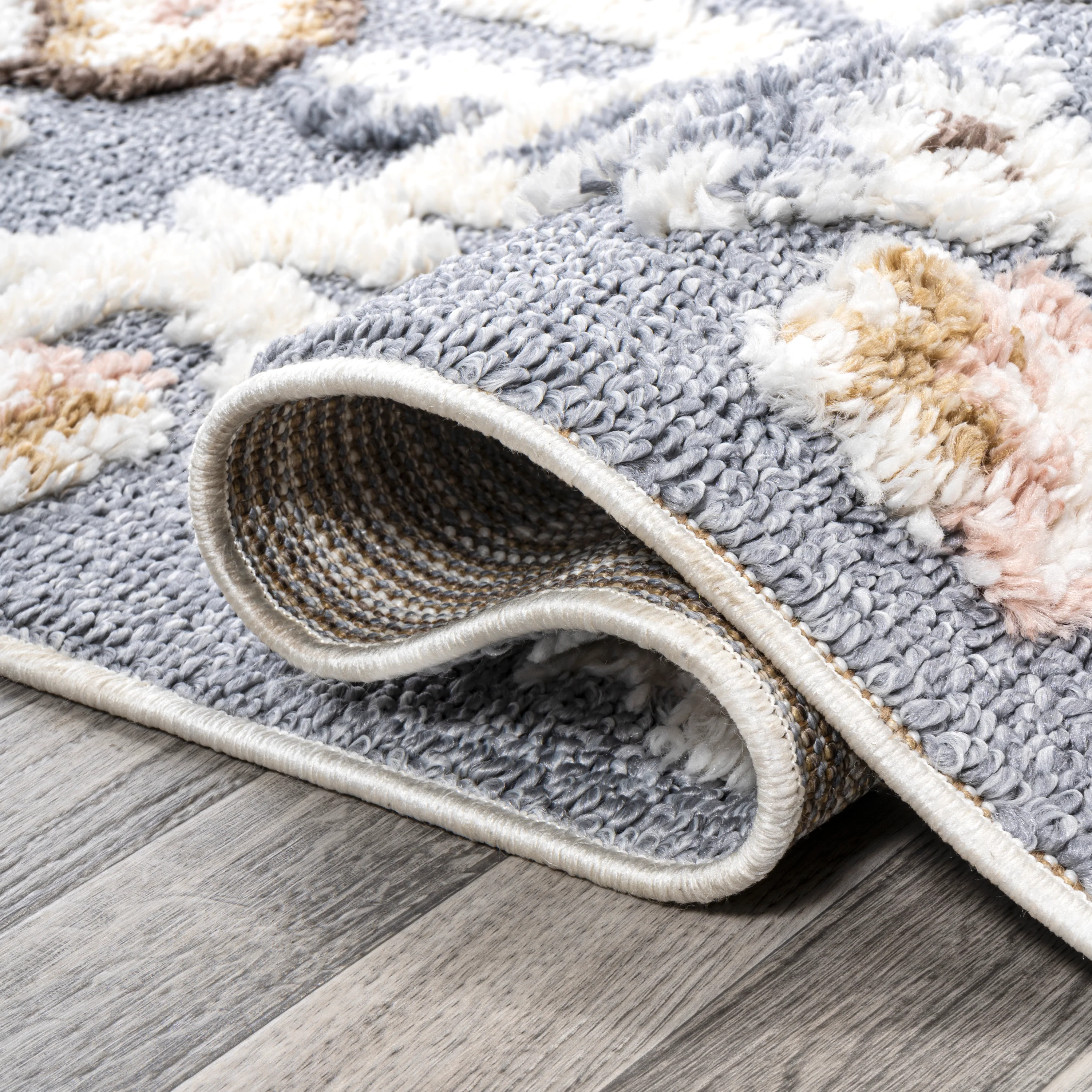 Aziza Persian Medallion High-Low Rug - Image 3