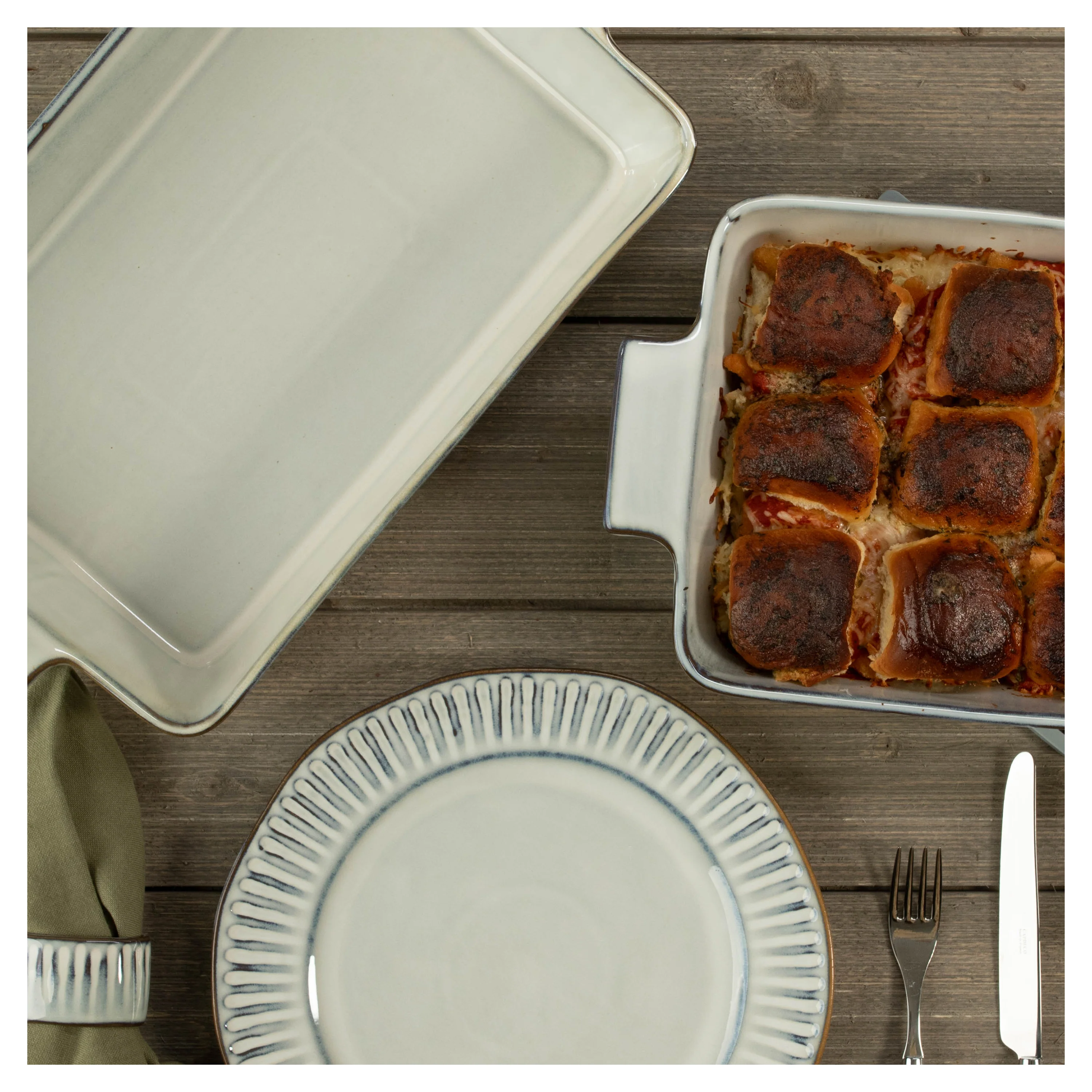 Colonnade 2 Piece Bakeware Set - Image 2