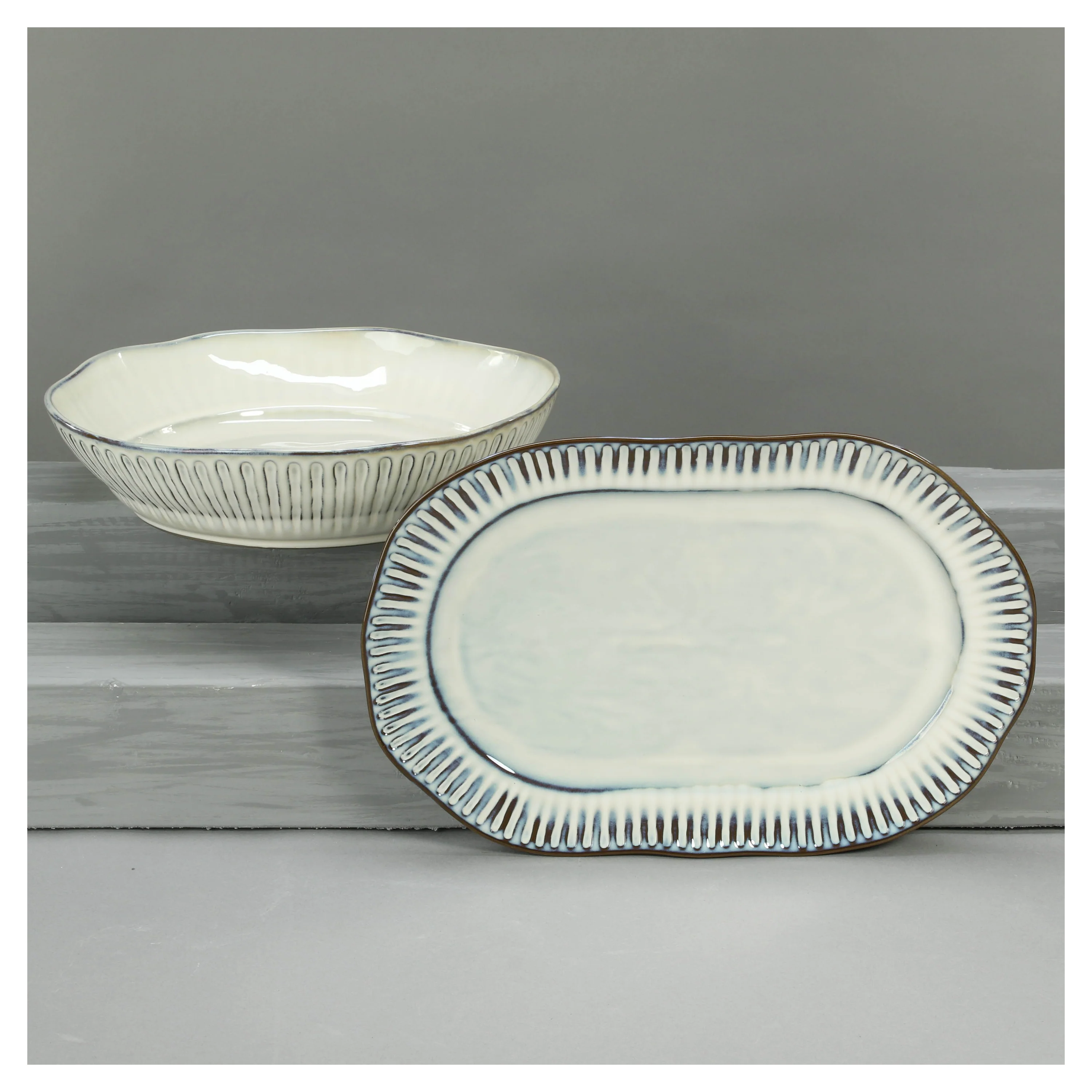 Colonnade 2 Piece Serving Set - Image 3