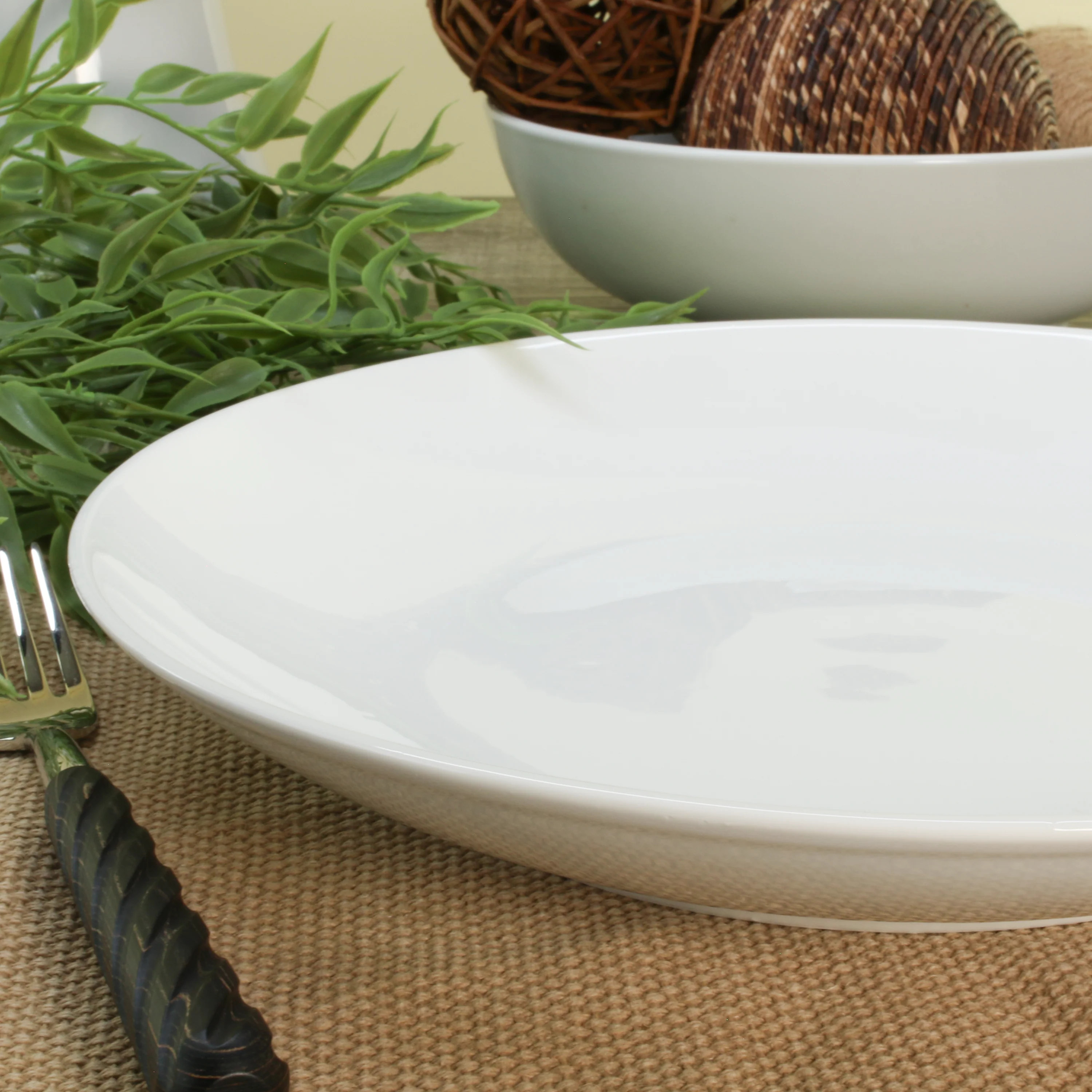 Coupe Shaped Dinner Plates 4 Piece set - Image 4