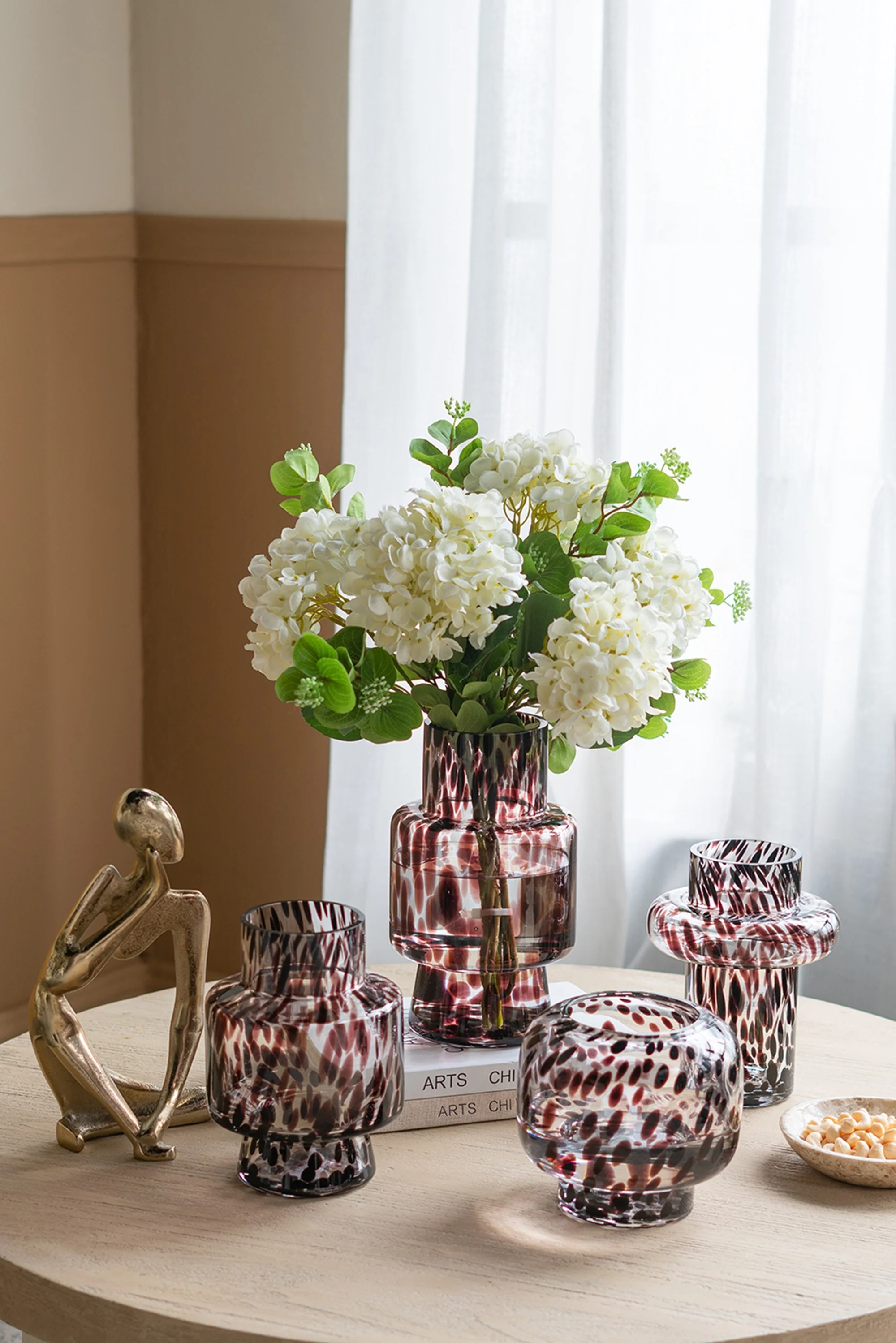 Large Amber Spotted Glass Vase - Image 5