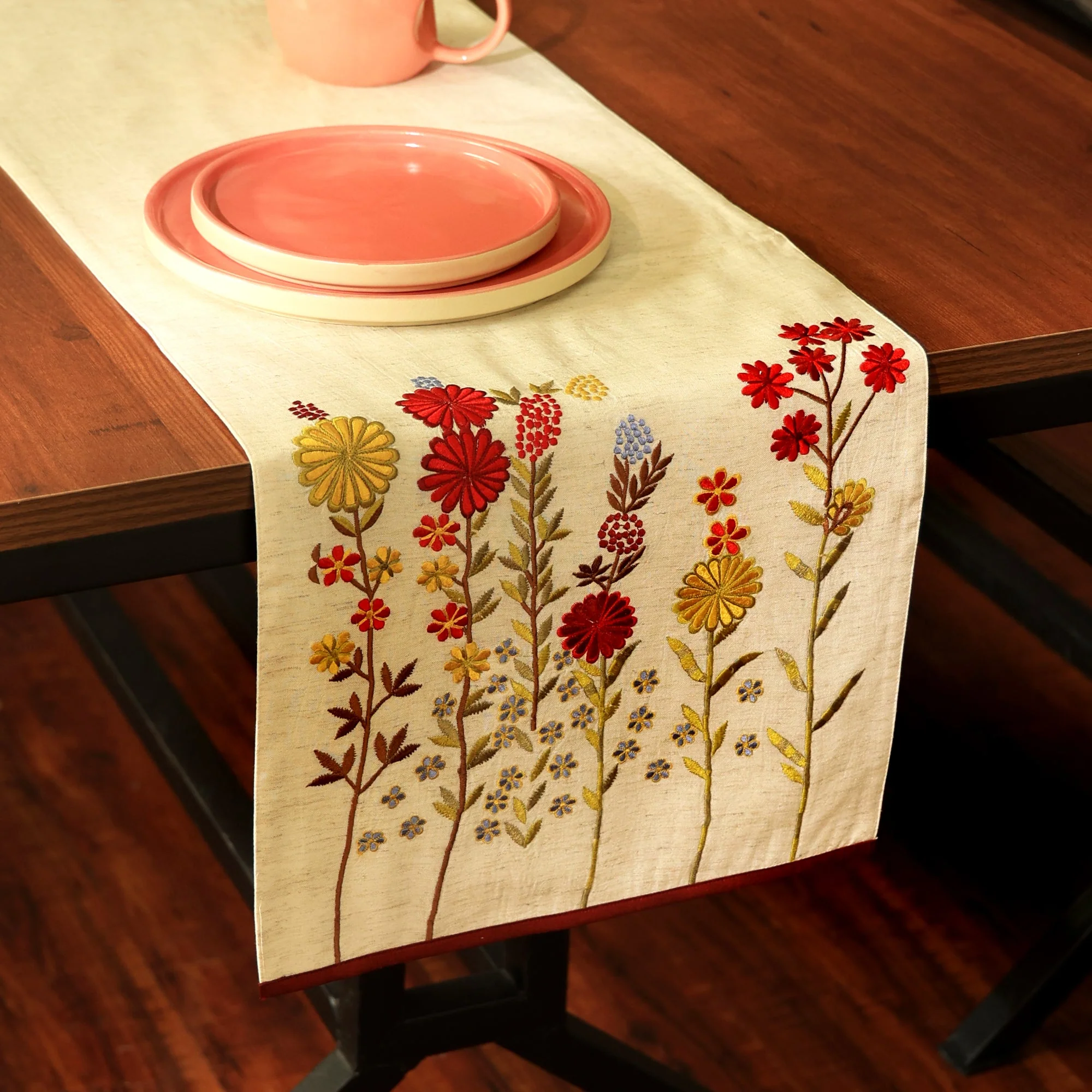 Daisy Embroidered Table Runner 72"