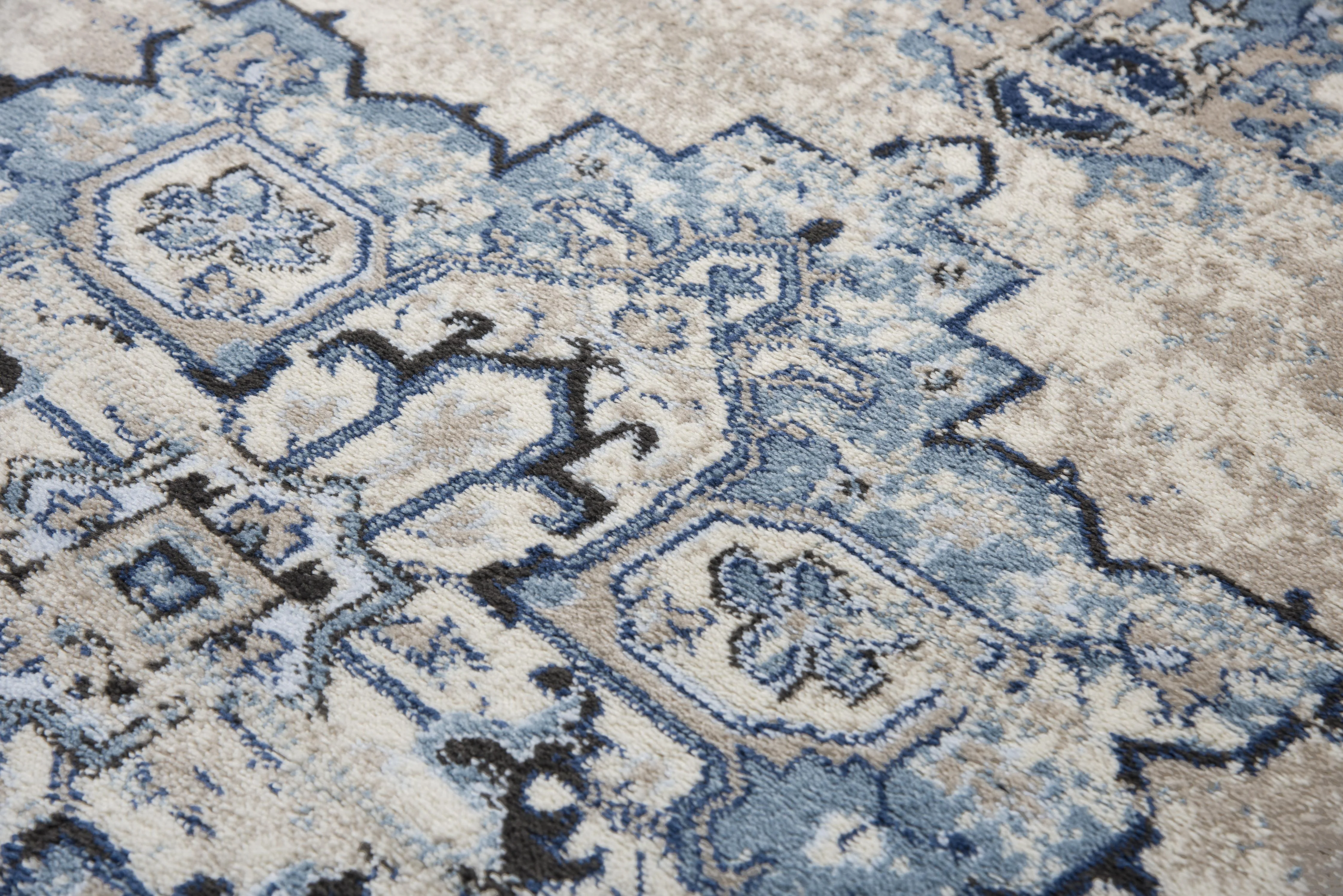 Encore Power Loomed Medallion Area Rug - Image 4