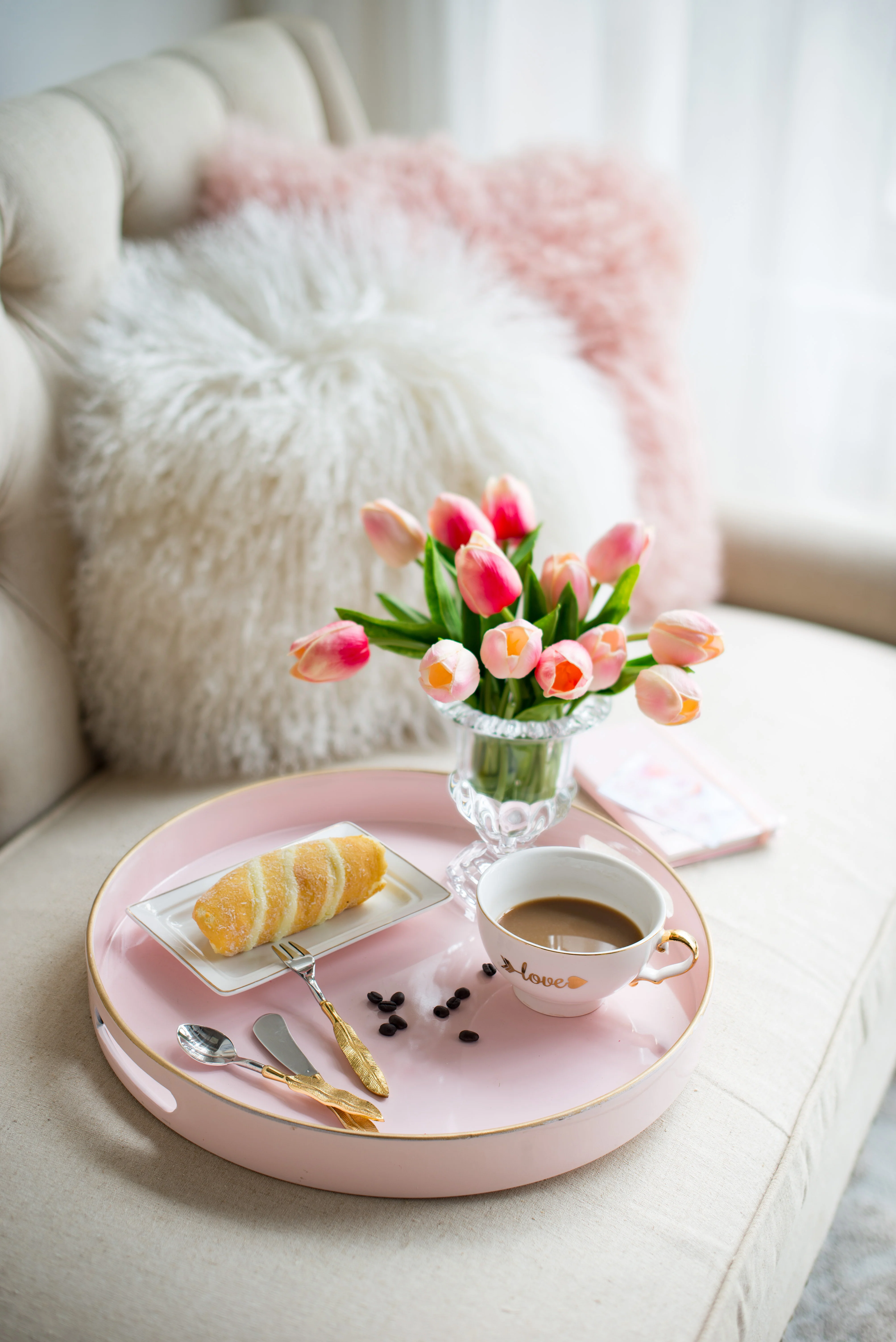 Feather Flatware Place Setting - Image 7