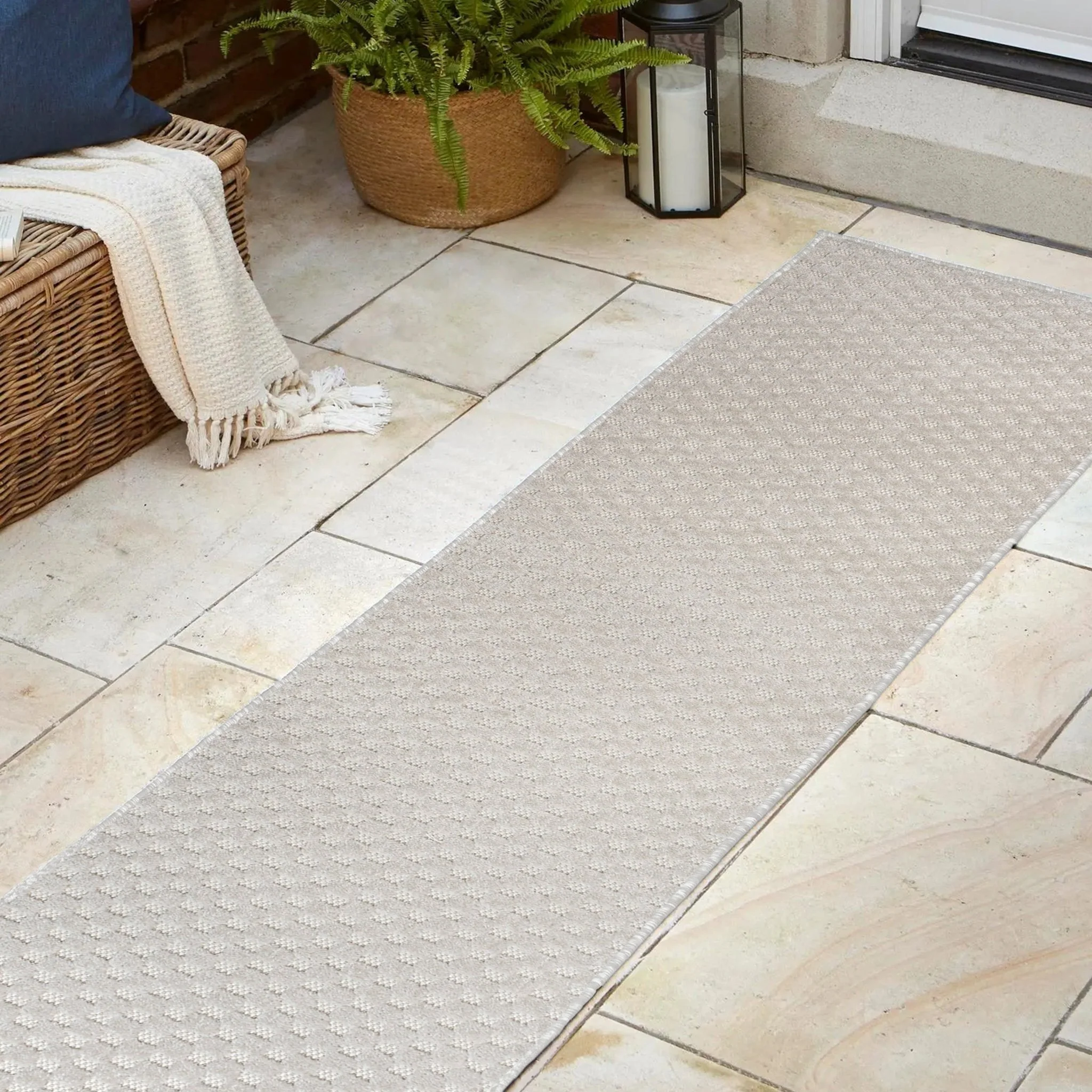 Finn High-Low Modern Minimalist Checkered Monotone Indoor/Outdoor Area Rug - Image 11