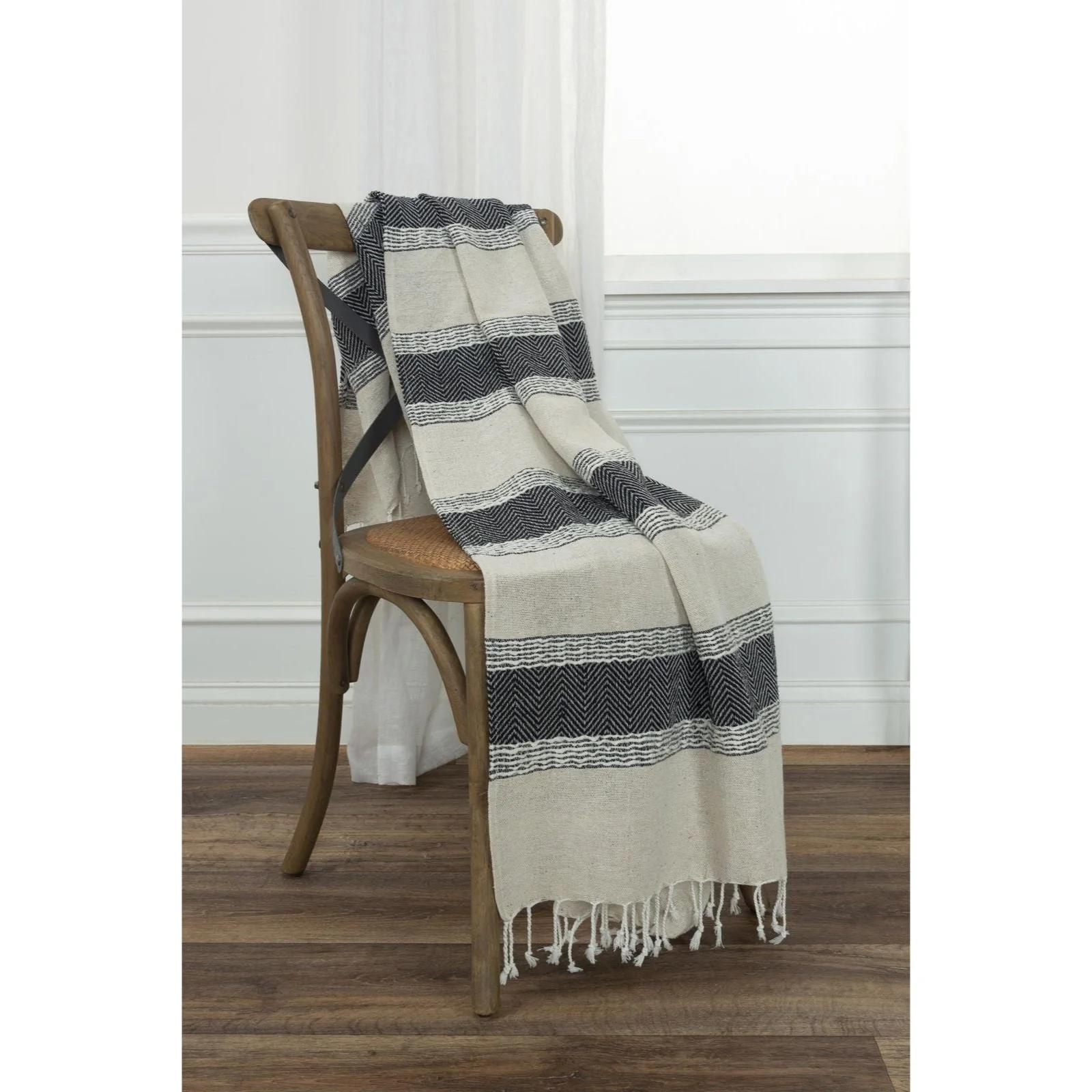 Hand loomed Stripe And Chevron 90% Cotton, 10% Acrylic Throw - Image 11