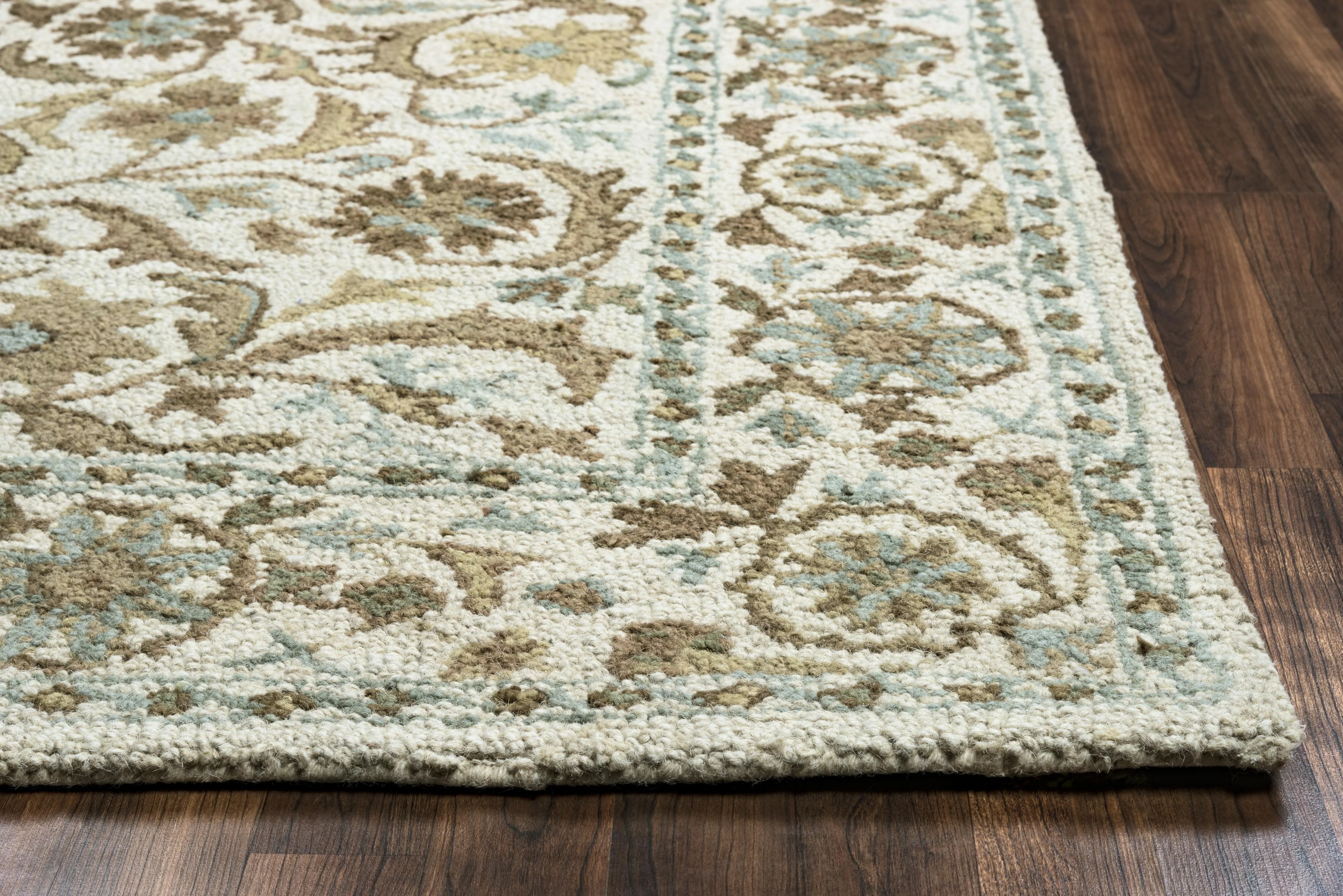 Hand Tufted 100% New Zealand Wool Floral/Medallion Rug - Image 5