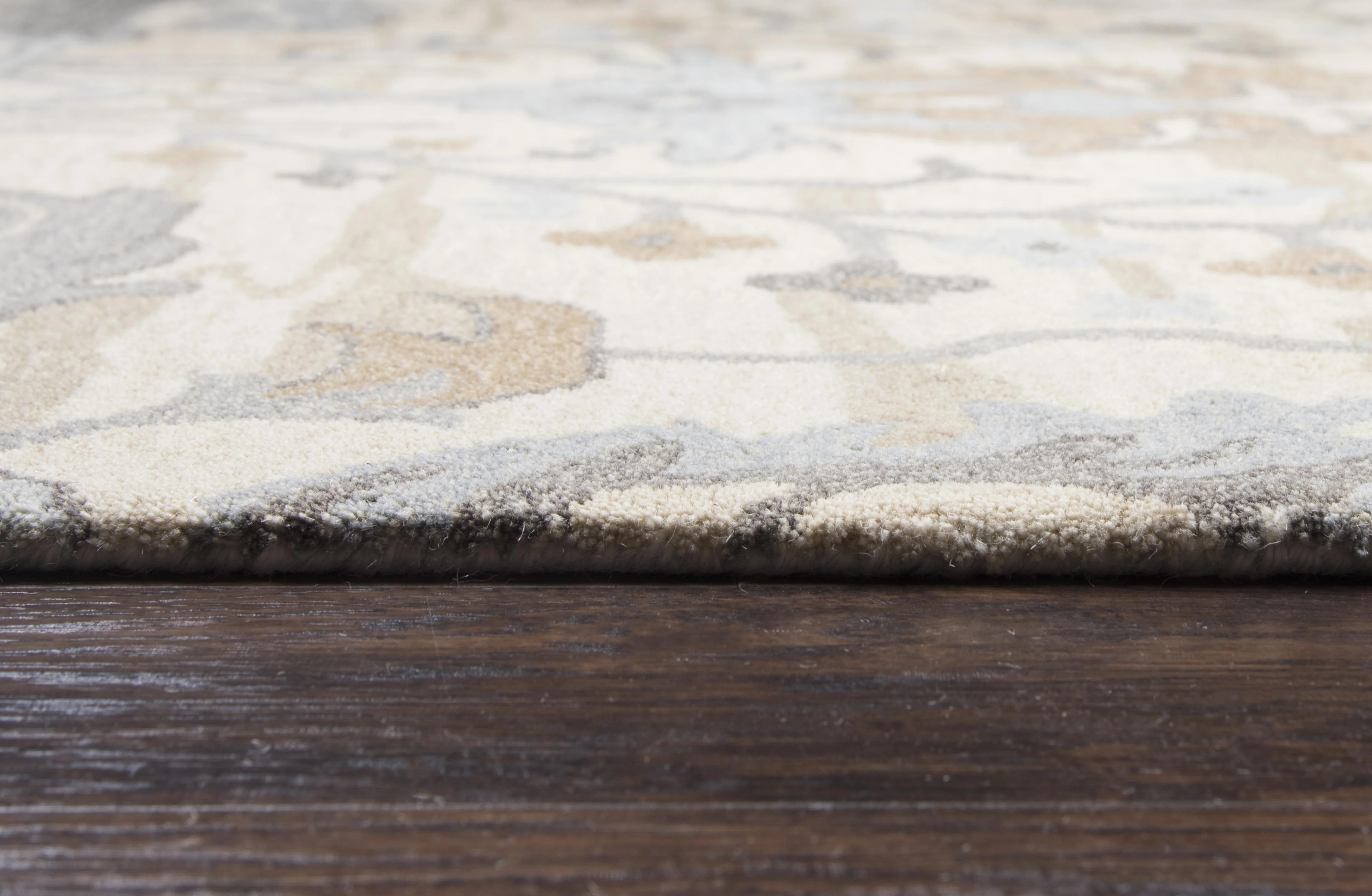 Hand Tufted 100% Wool Floral/Motif Area Rug - Image 4