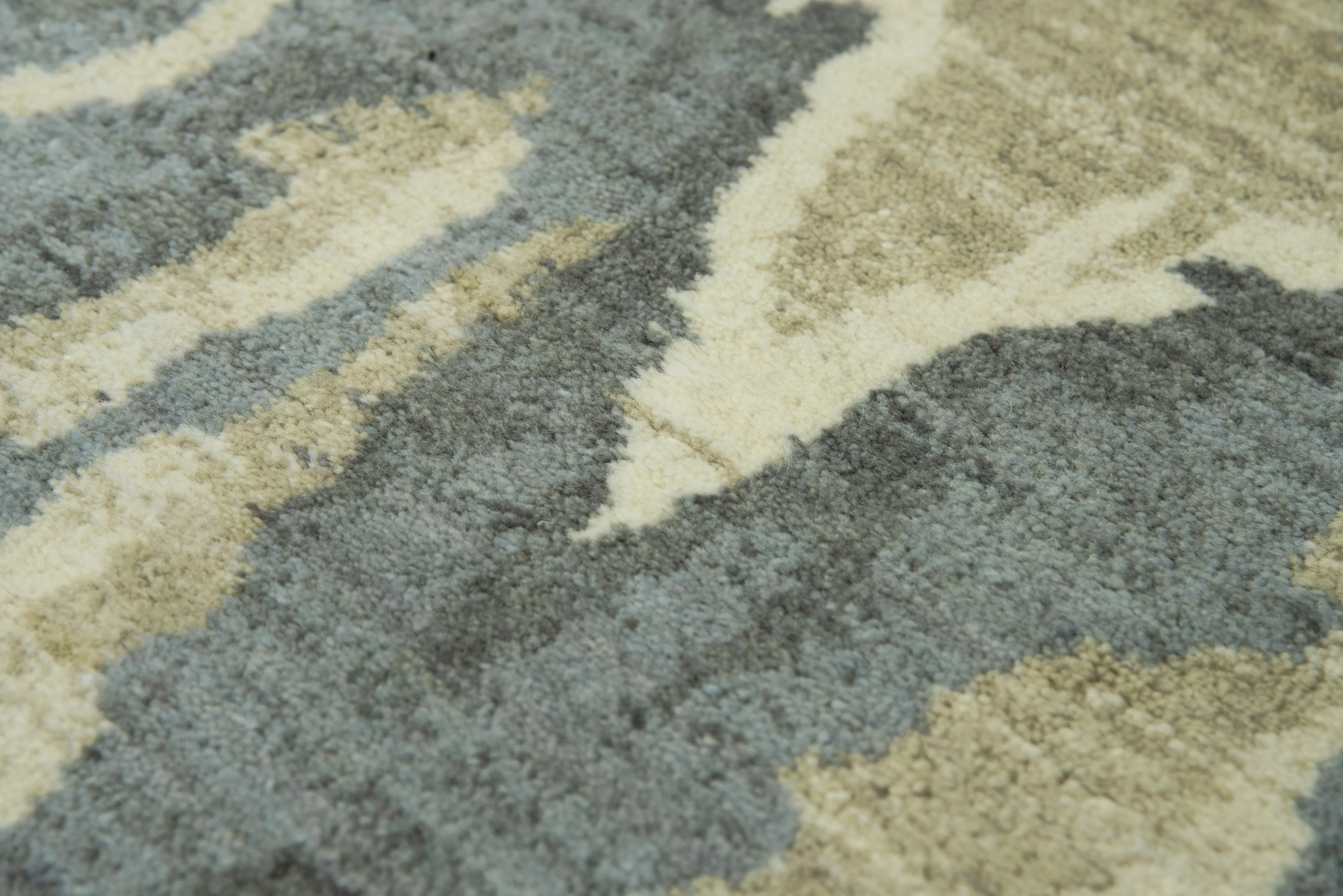 Hybrid 100% New Zealand Wool Abstract Rug - Image 3