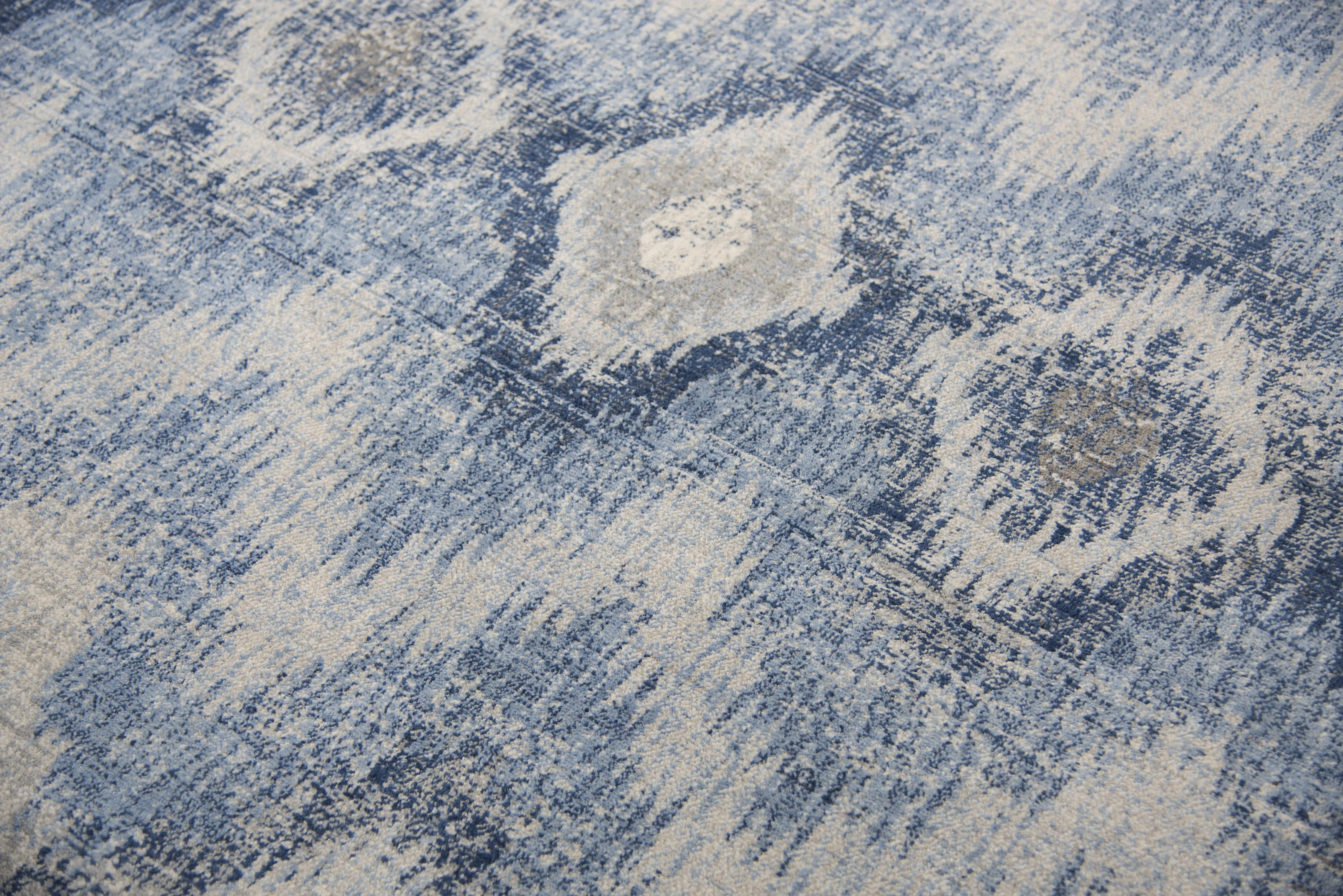 Hybrid 100% New Zealand Wool Chevron/iKat Rug - Image 3