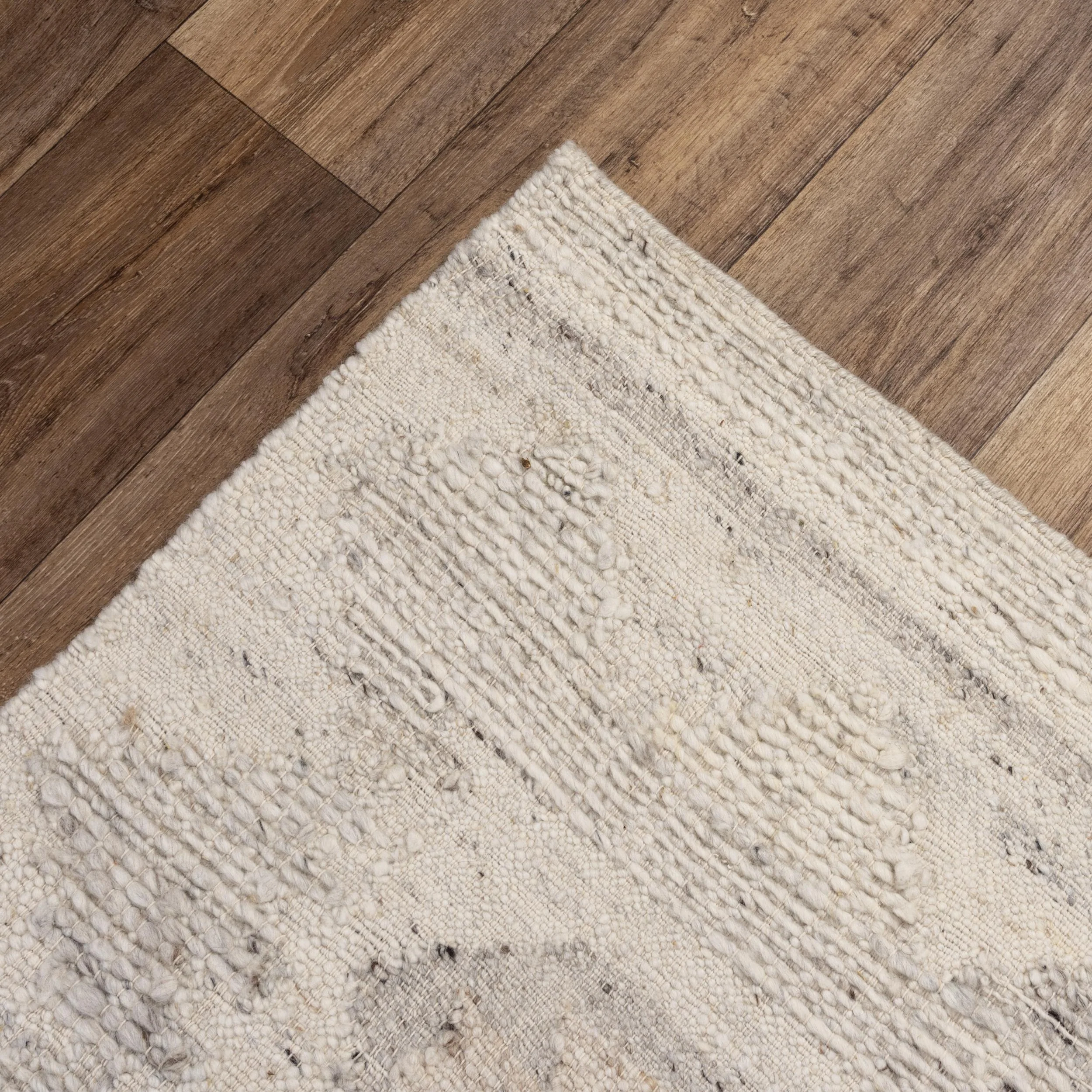 Kingsley Hand Woven Geometric Area Rug - Image 4
