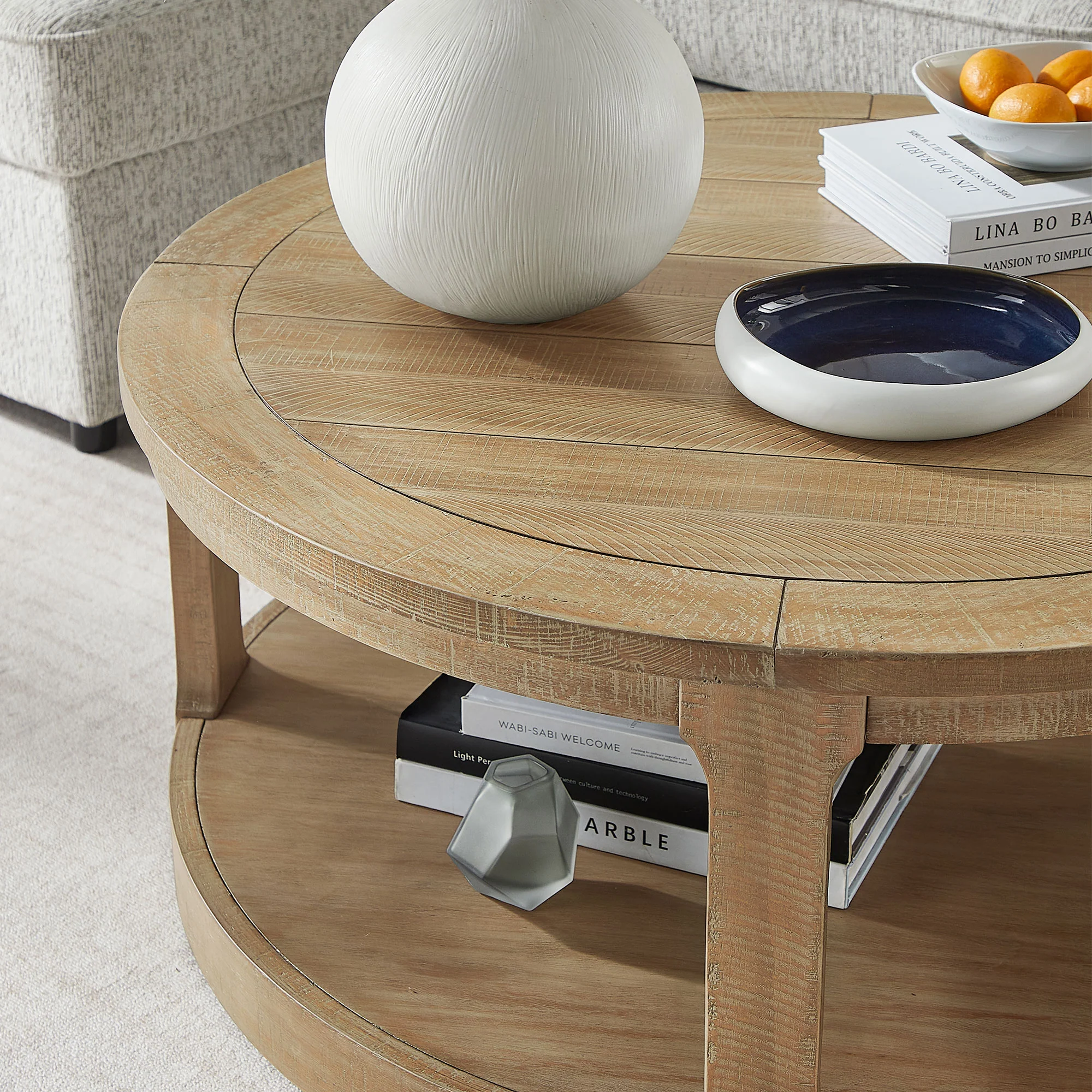 Large Traditional Round Coffee Table - Image 25