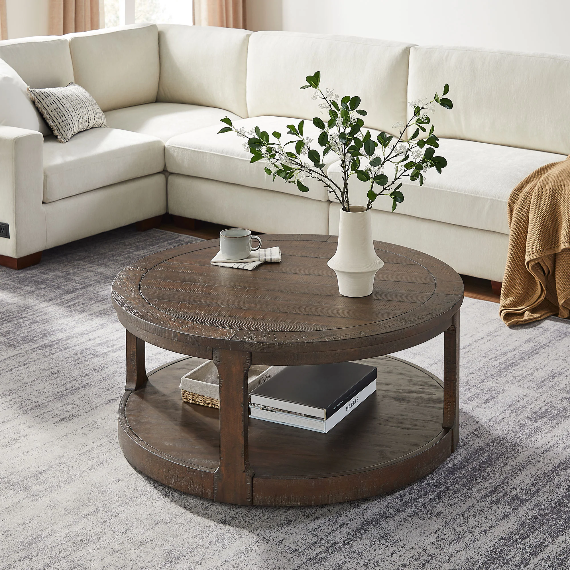 Large Traditional Round Coffee Table - Image 5