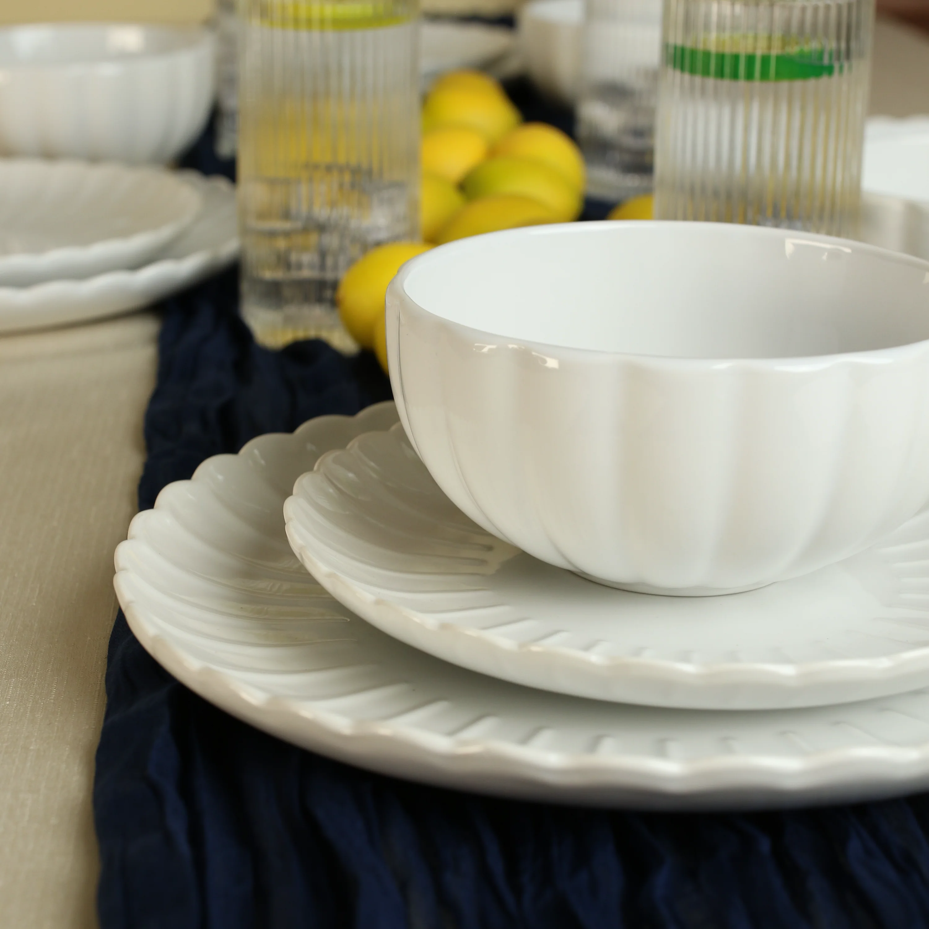 Petal 12 Piece Dinnerware Set - Image 6