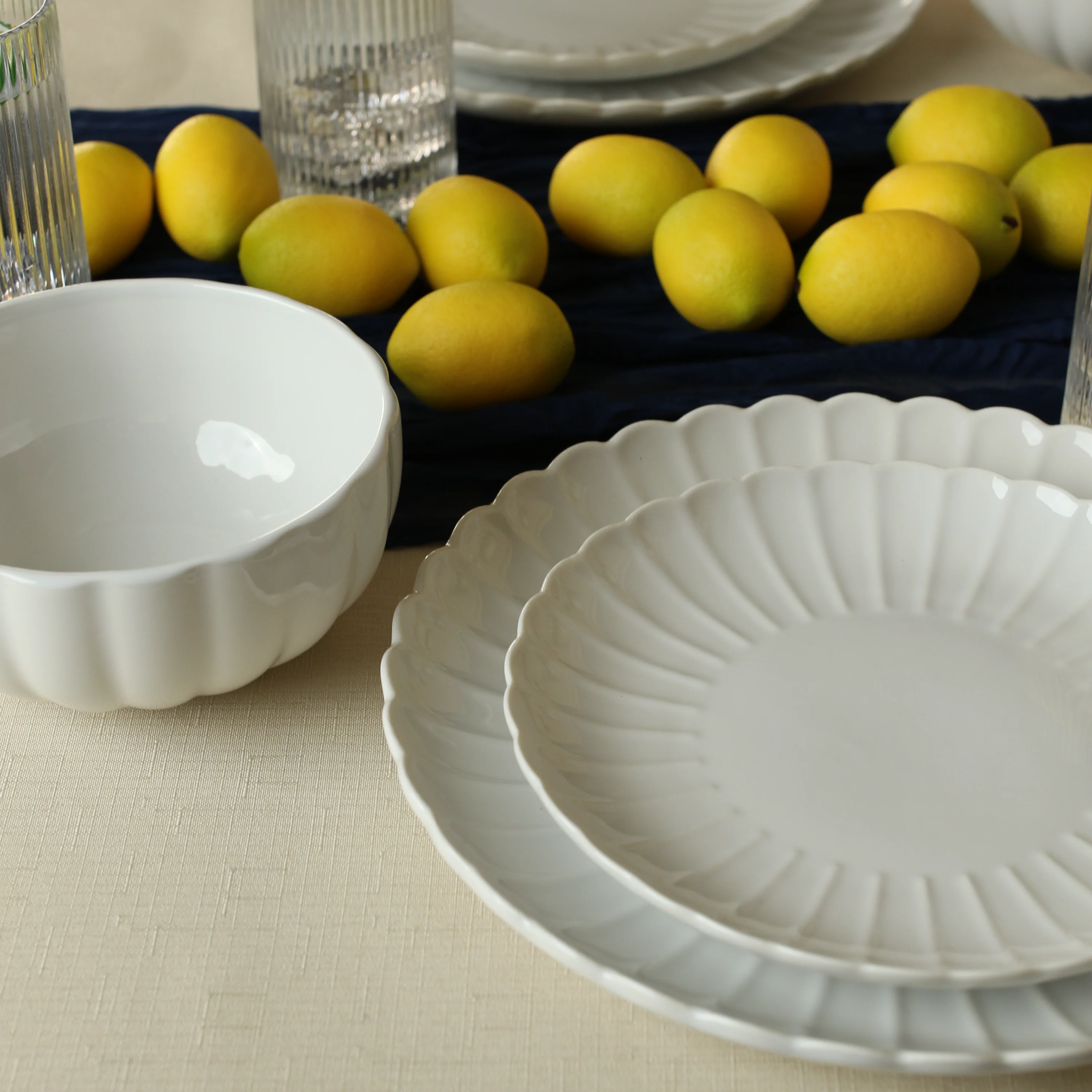 Petal 12 Piece Dinnerware Set - Image 7