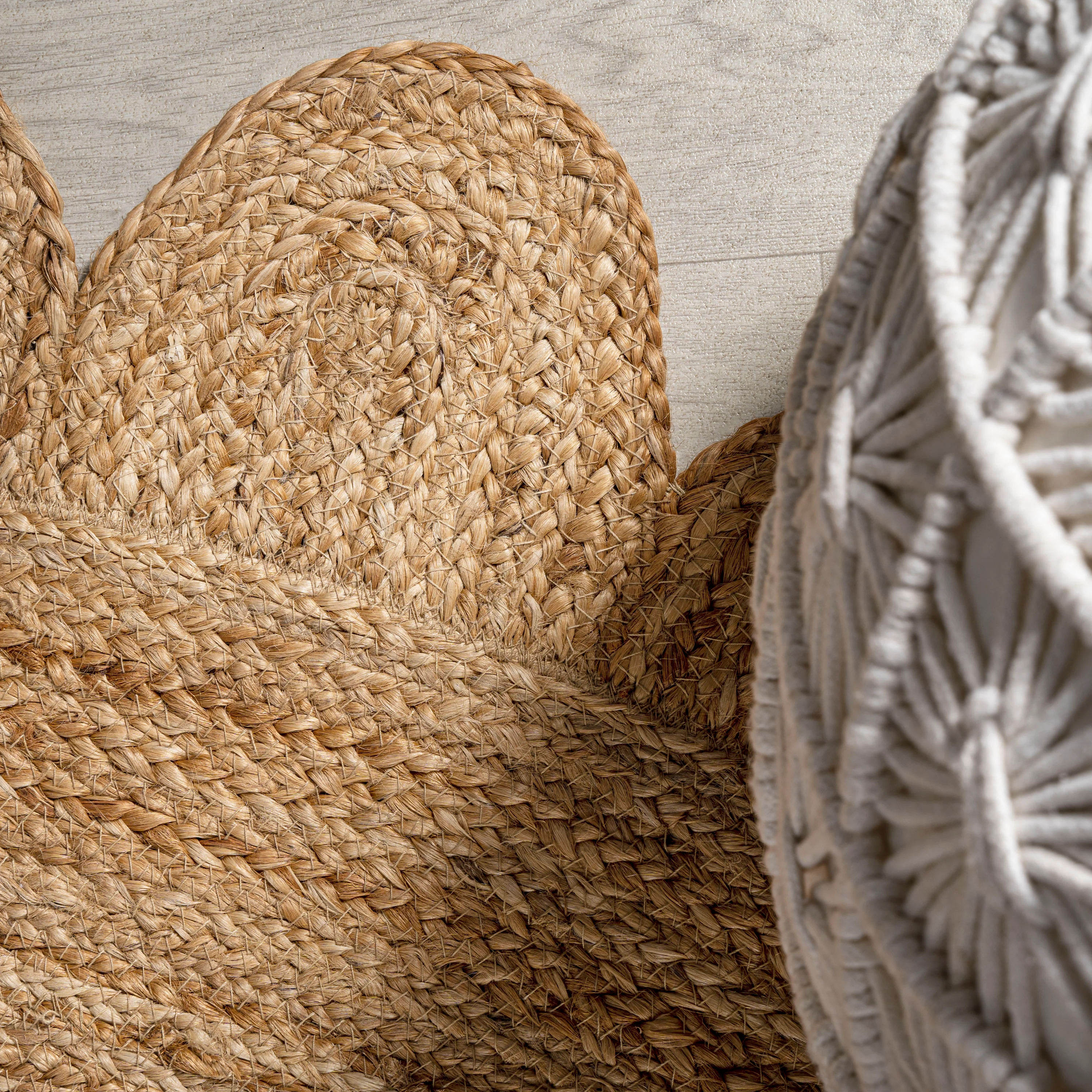 Petal Boho Jute Scalloped Circle Round Area Rug - Image 5
