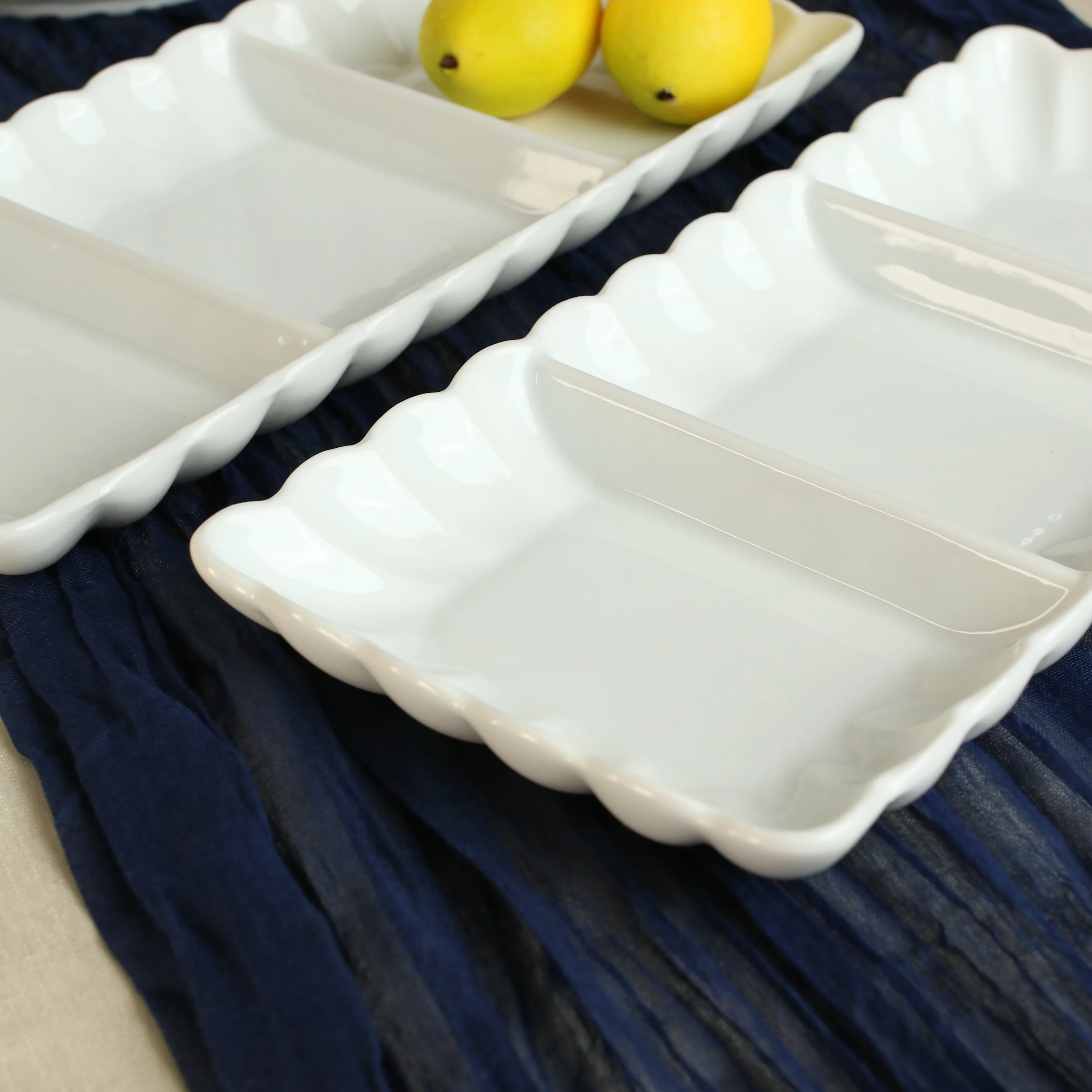Petal Set of 2 Divided Serving Dish - Image 2