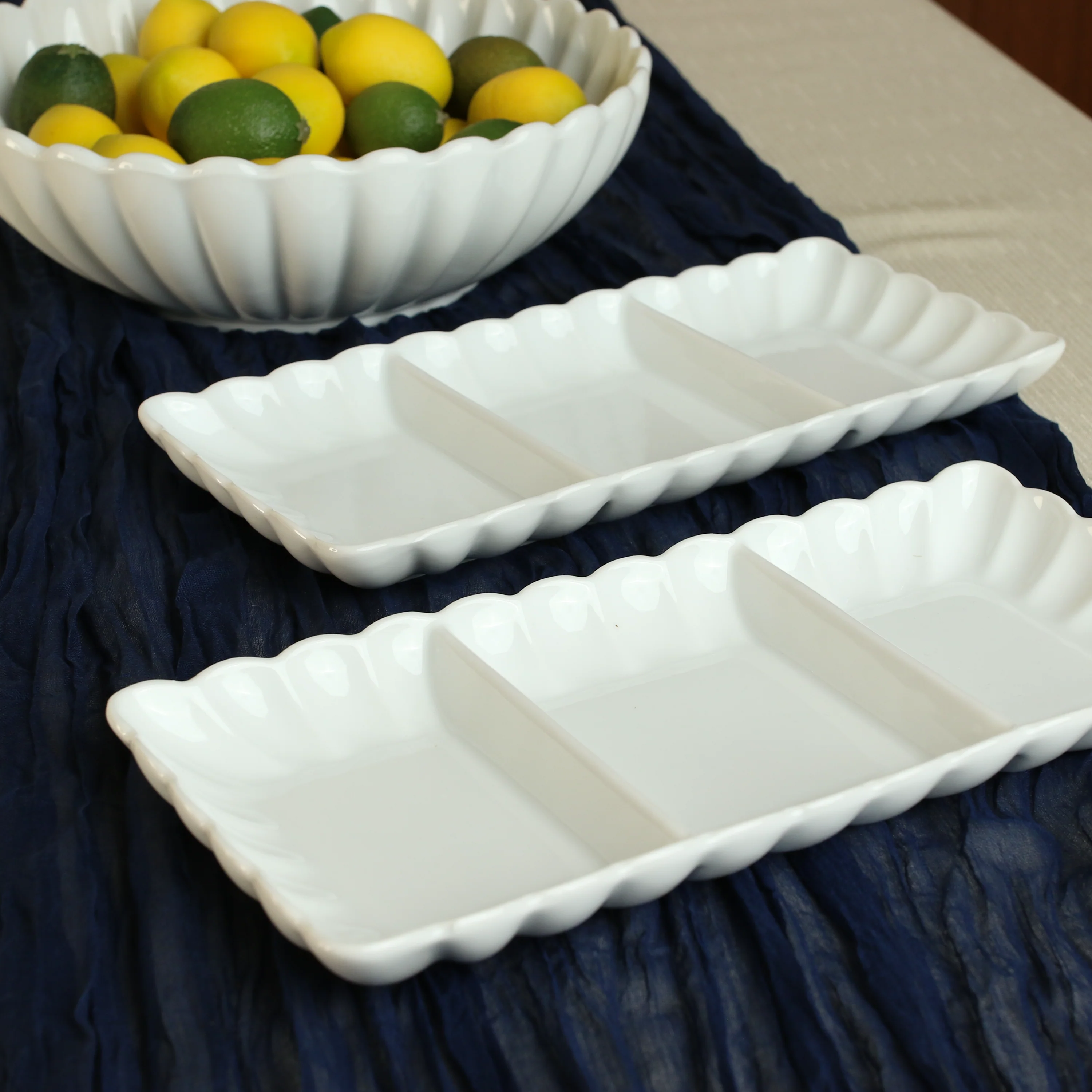 Petal Set of 2 Divided Serving Dish - Image 4