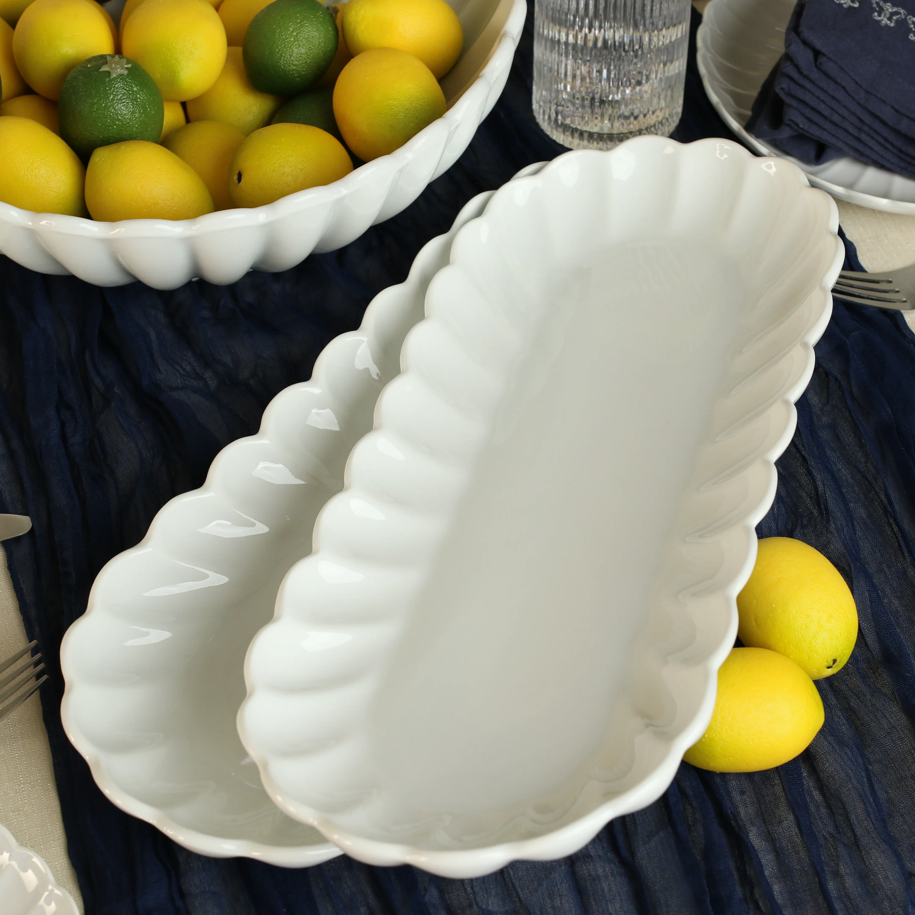 Petal Set of 2 Oblong Platter - Image 2