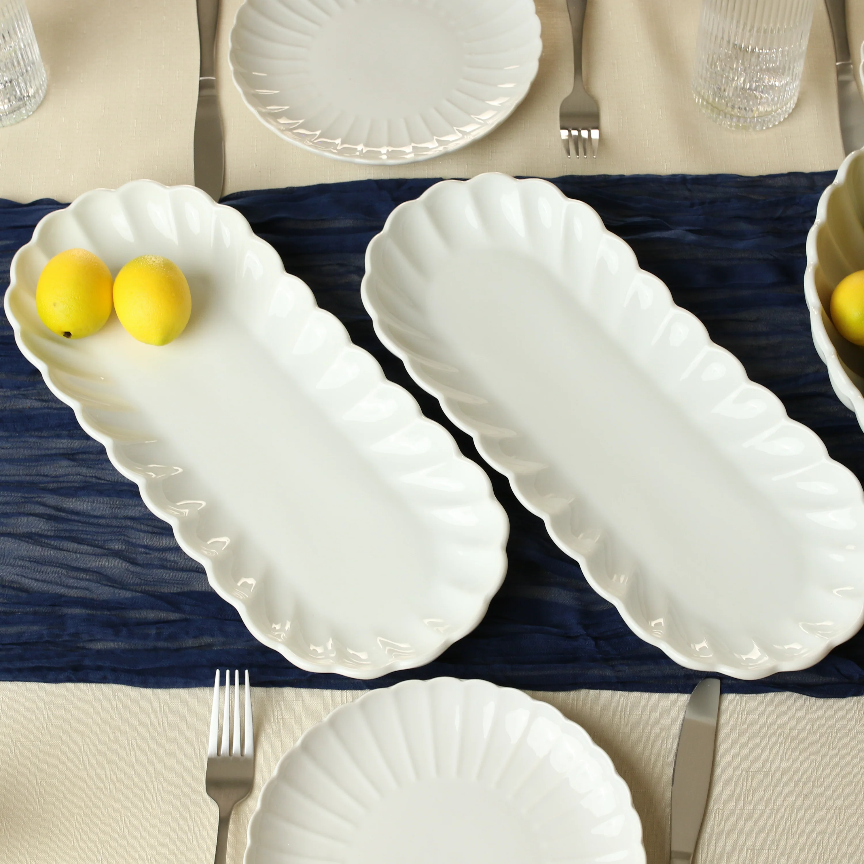 Petal Set of 2 Oblong Platter - Image 6