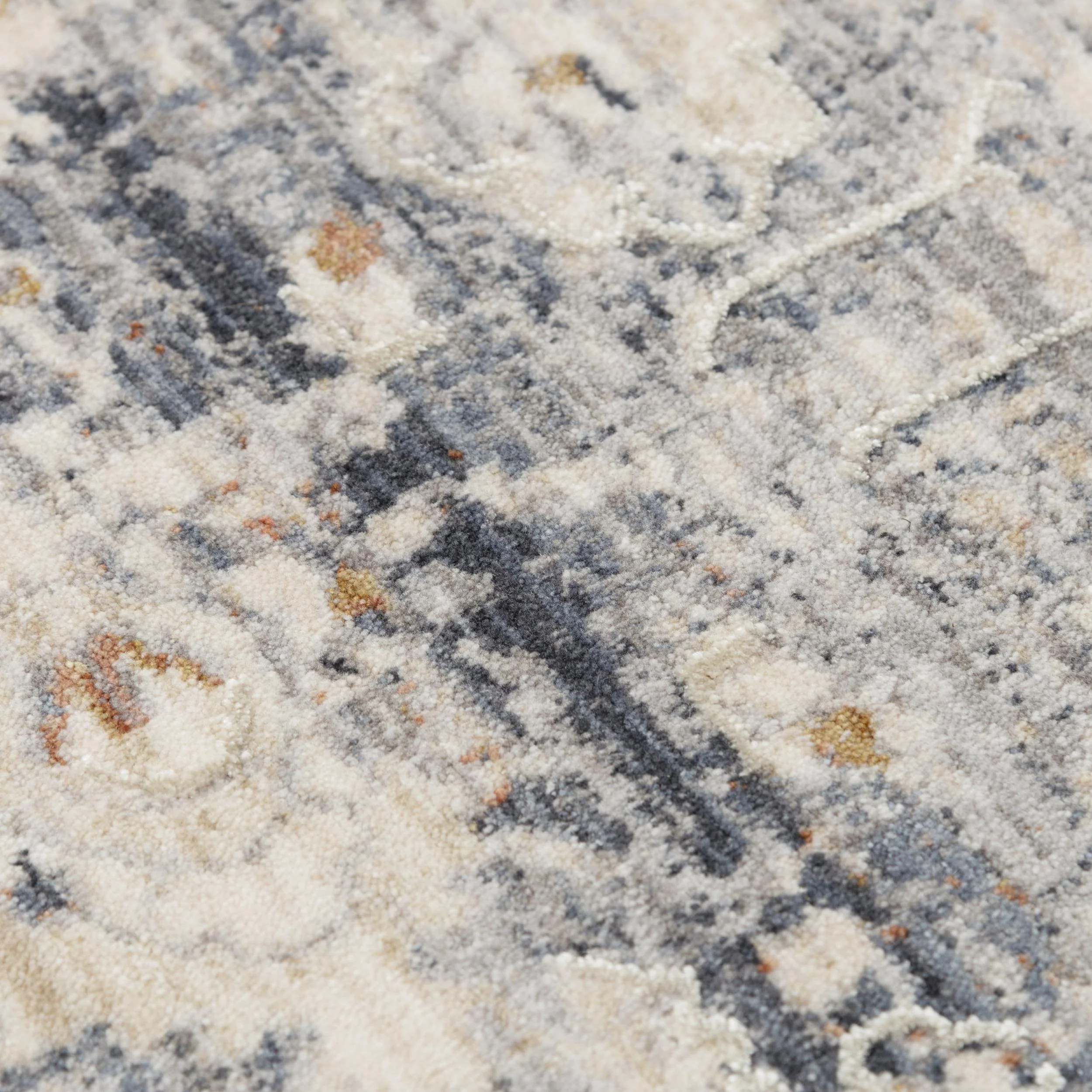 Power Loomed Classic/Persian Area Rug - Image 10