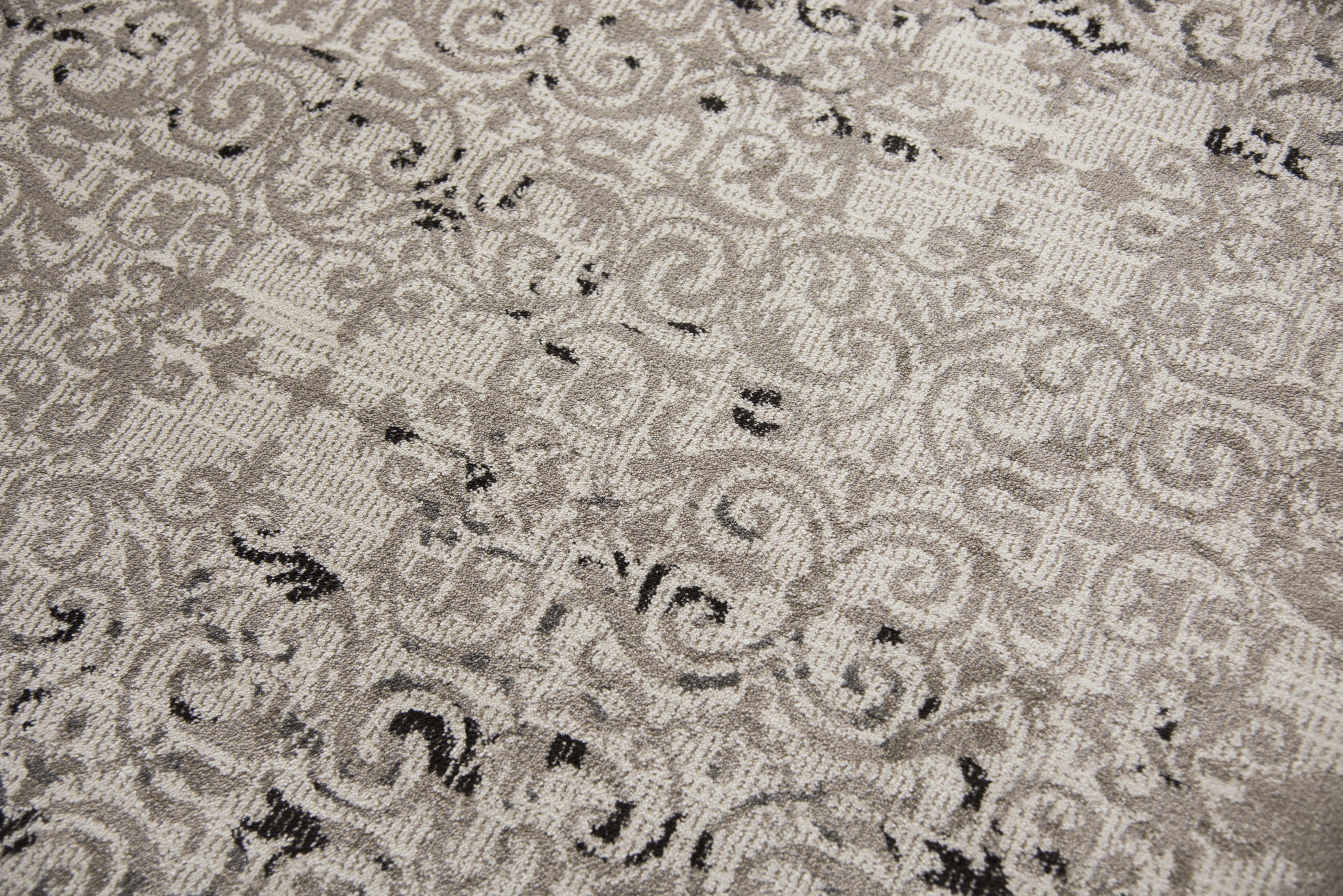 Power Loomed Medallion Area Rug - Image 3