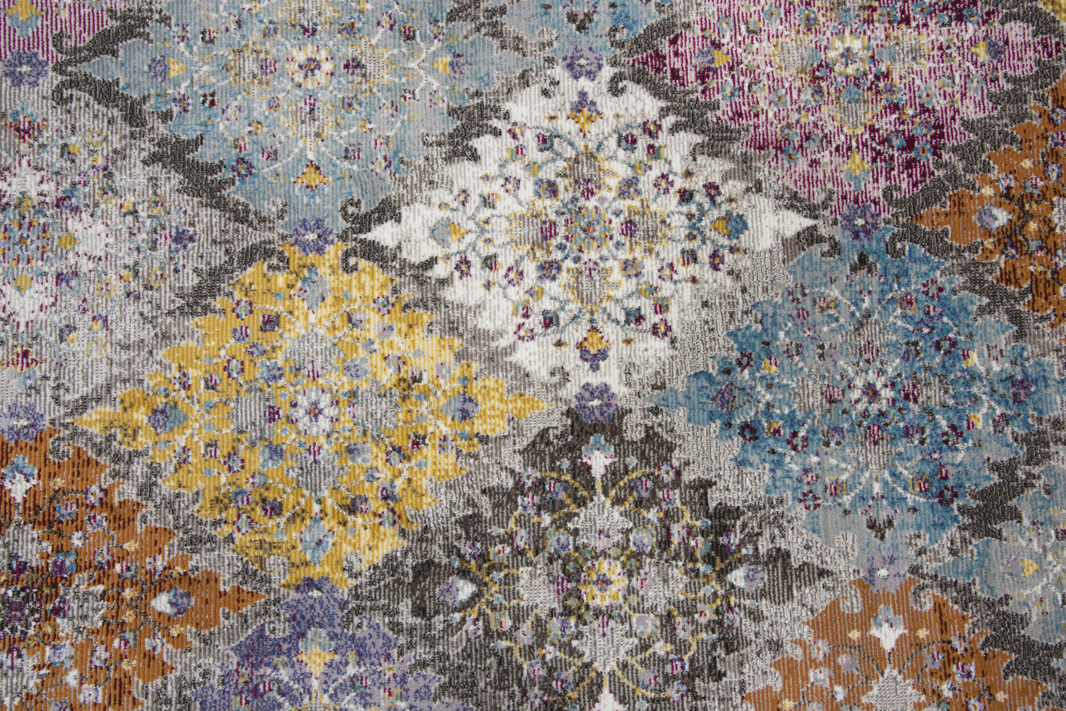 Power Loomed Persian/Diamond Area Rug - Image 4