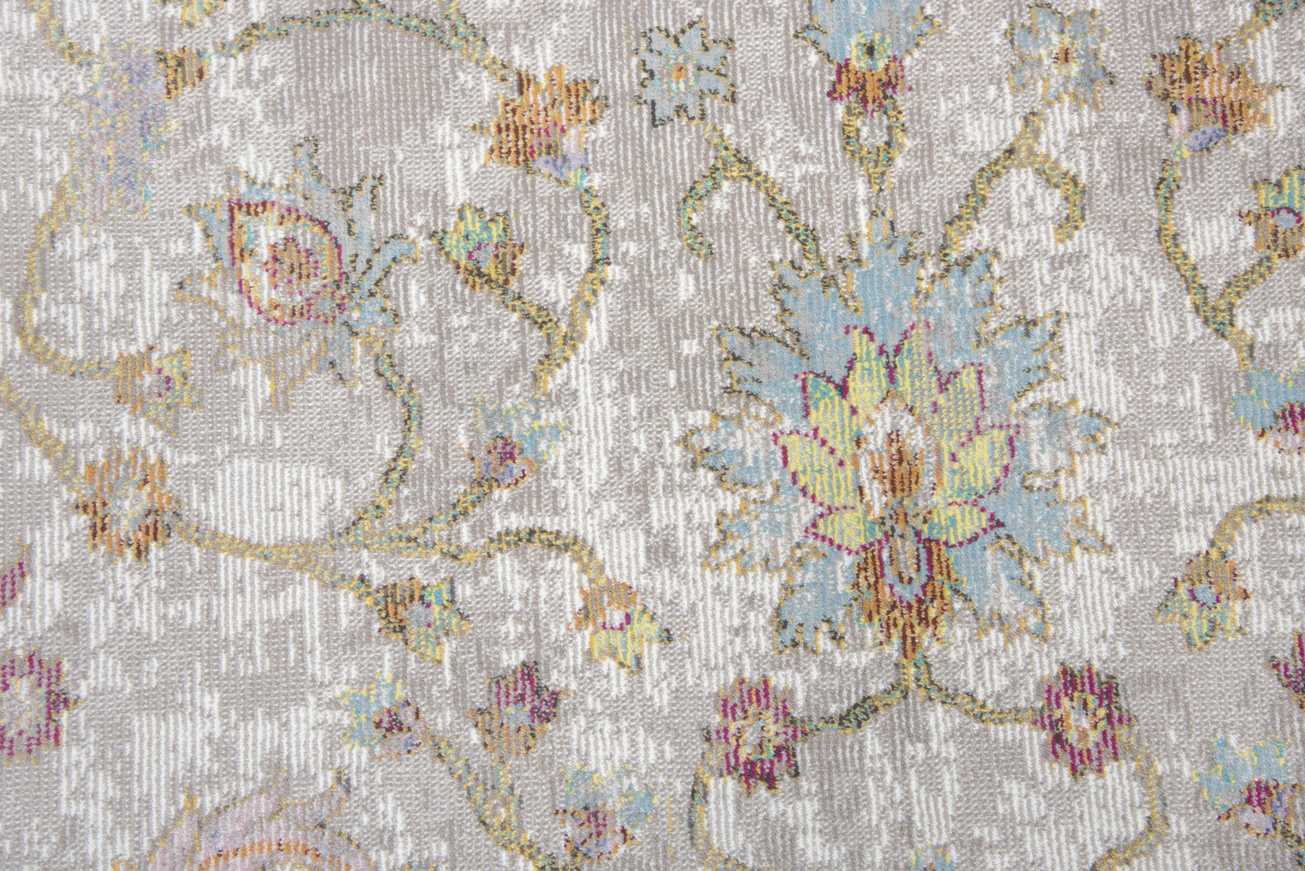 Power Loomed Vine/Scroll Work Area Rug - Image 4
