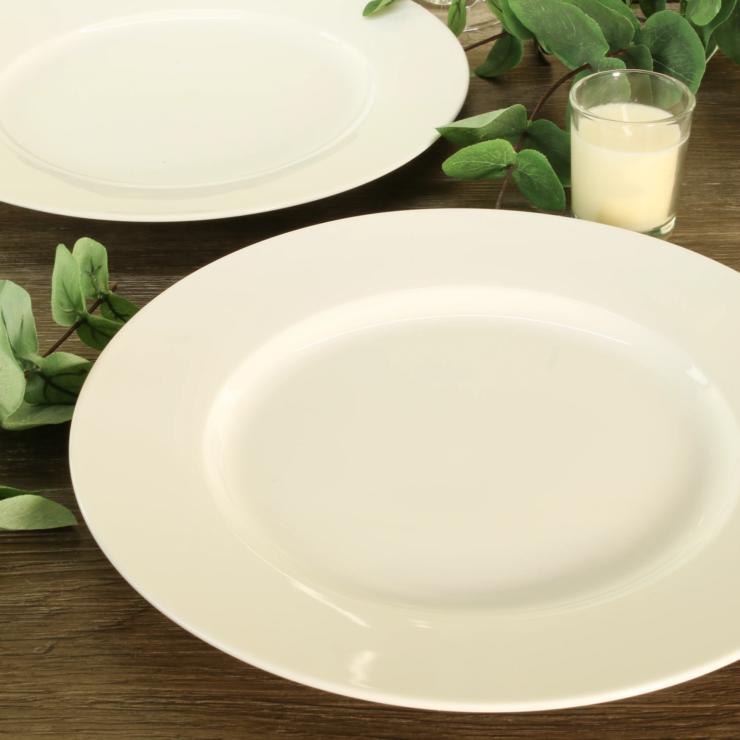 Rim Set of 4 Dinner Plates - Image 7