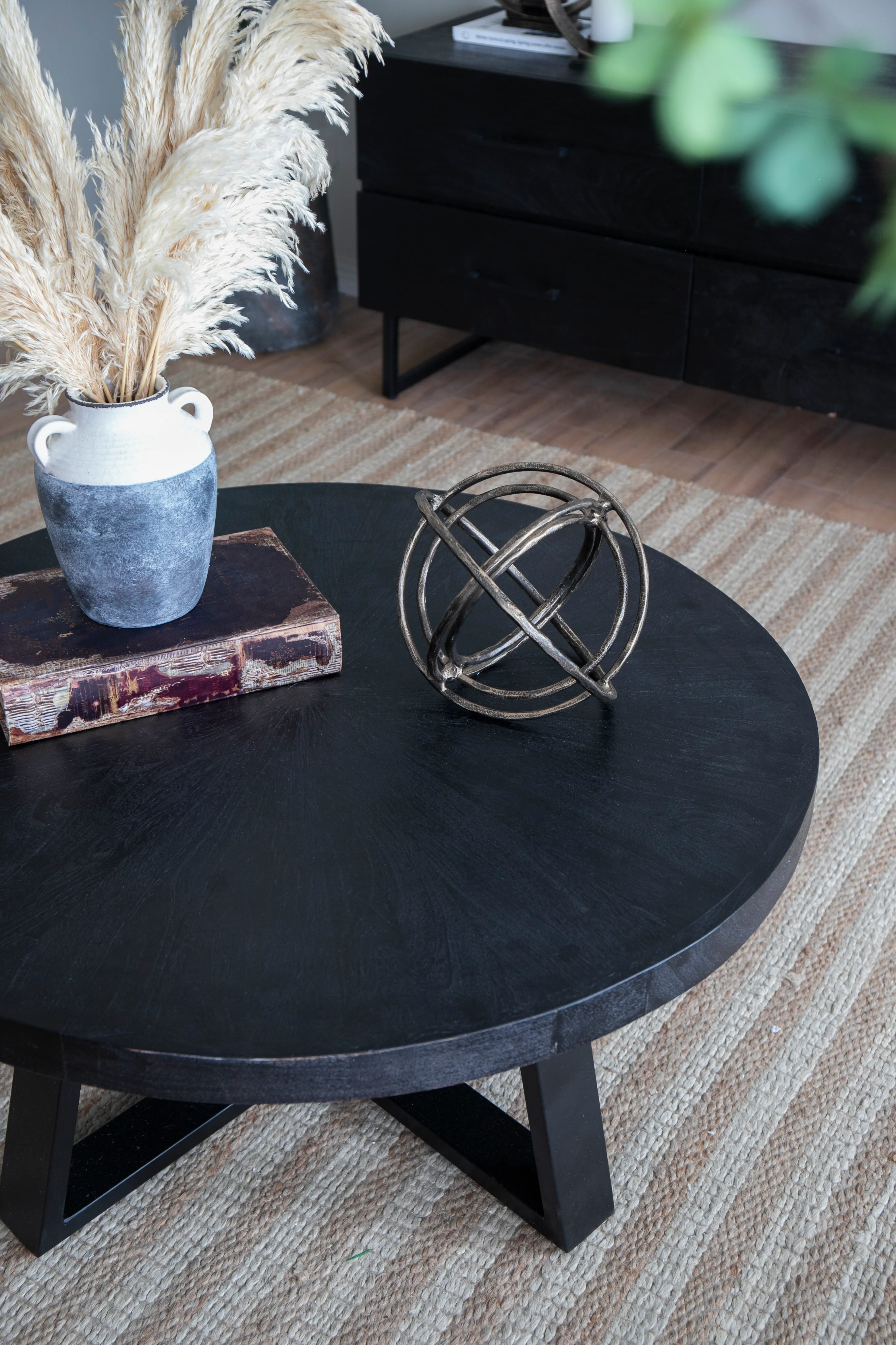 Round Coffee Table, Black - Image 8