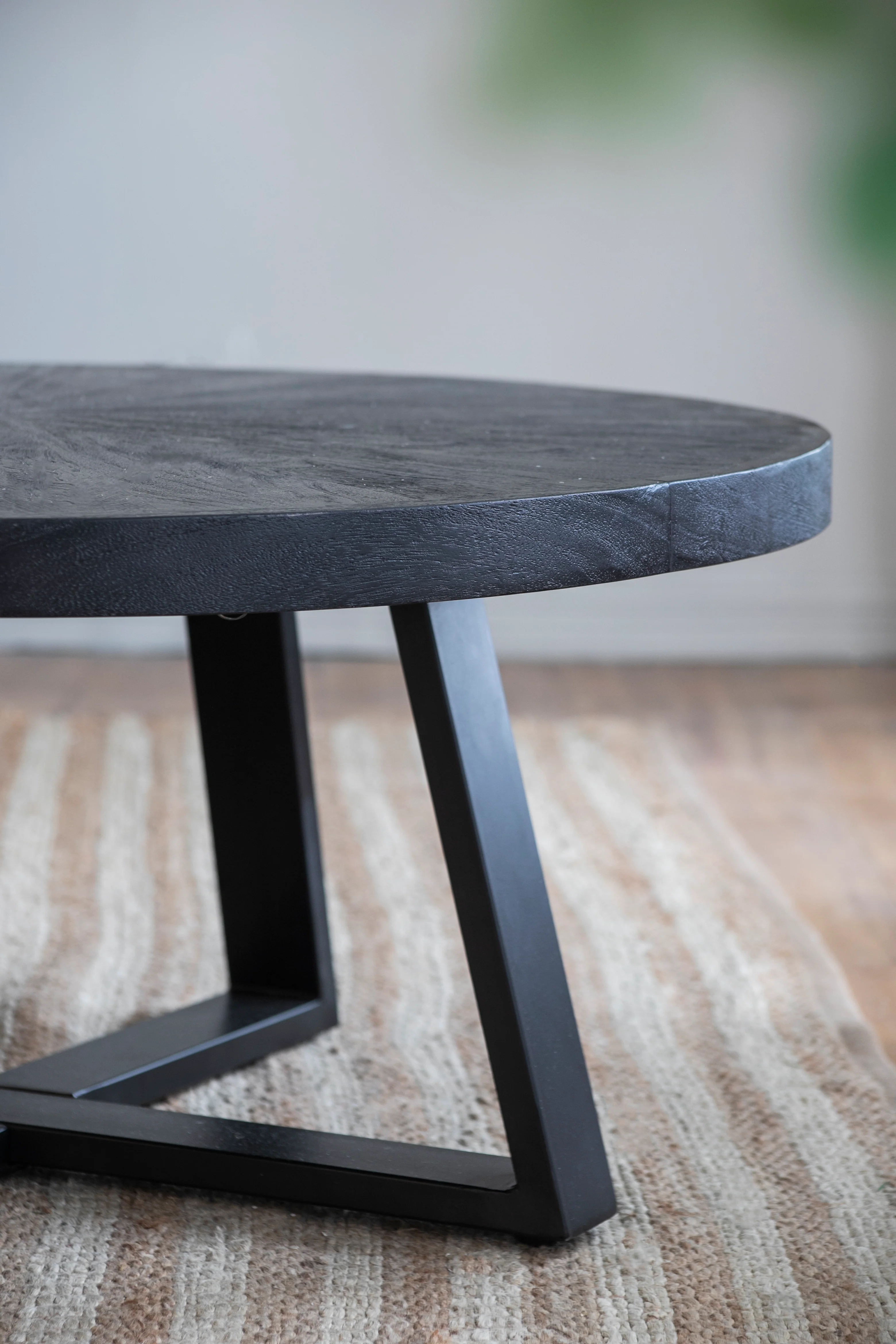 Round Coffee Table, Black - Image 9