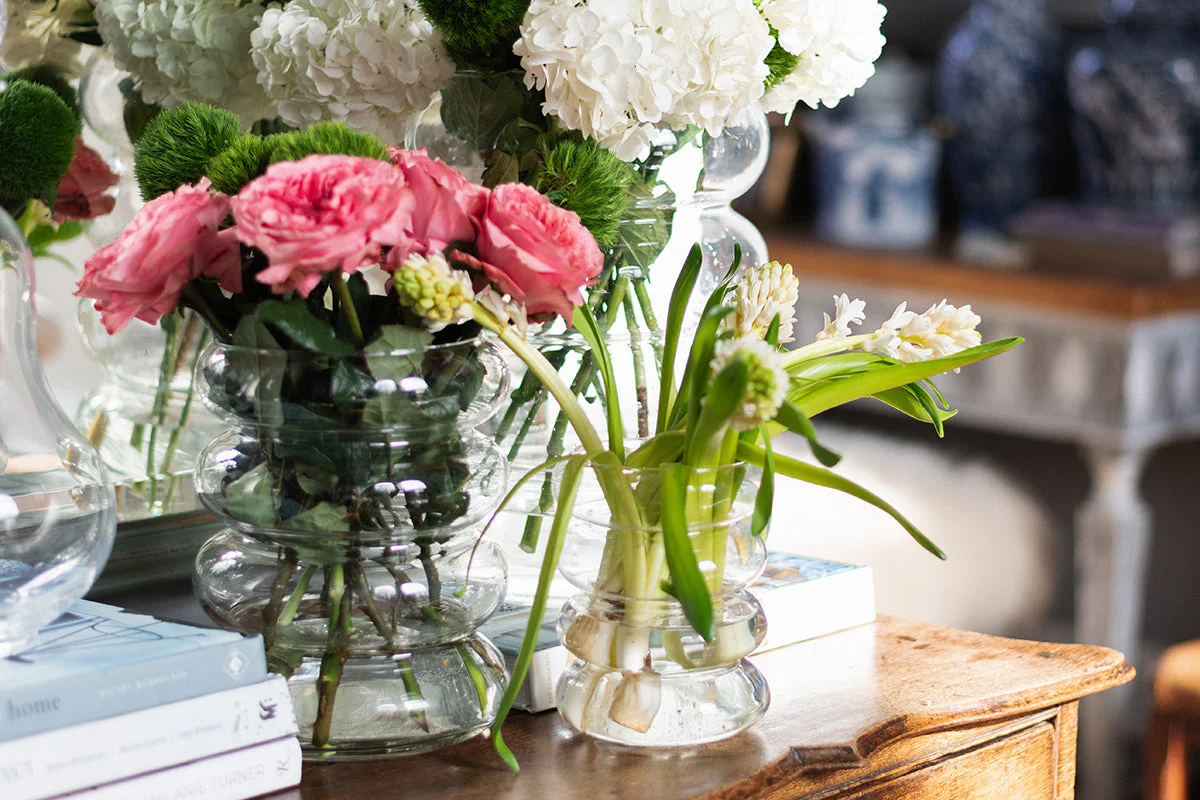 Scalloped Flower Vase - Image 10