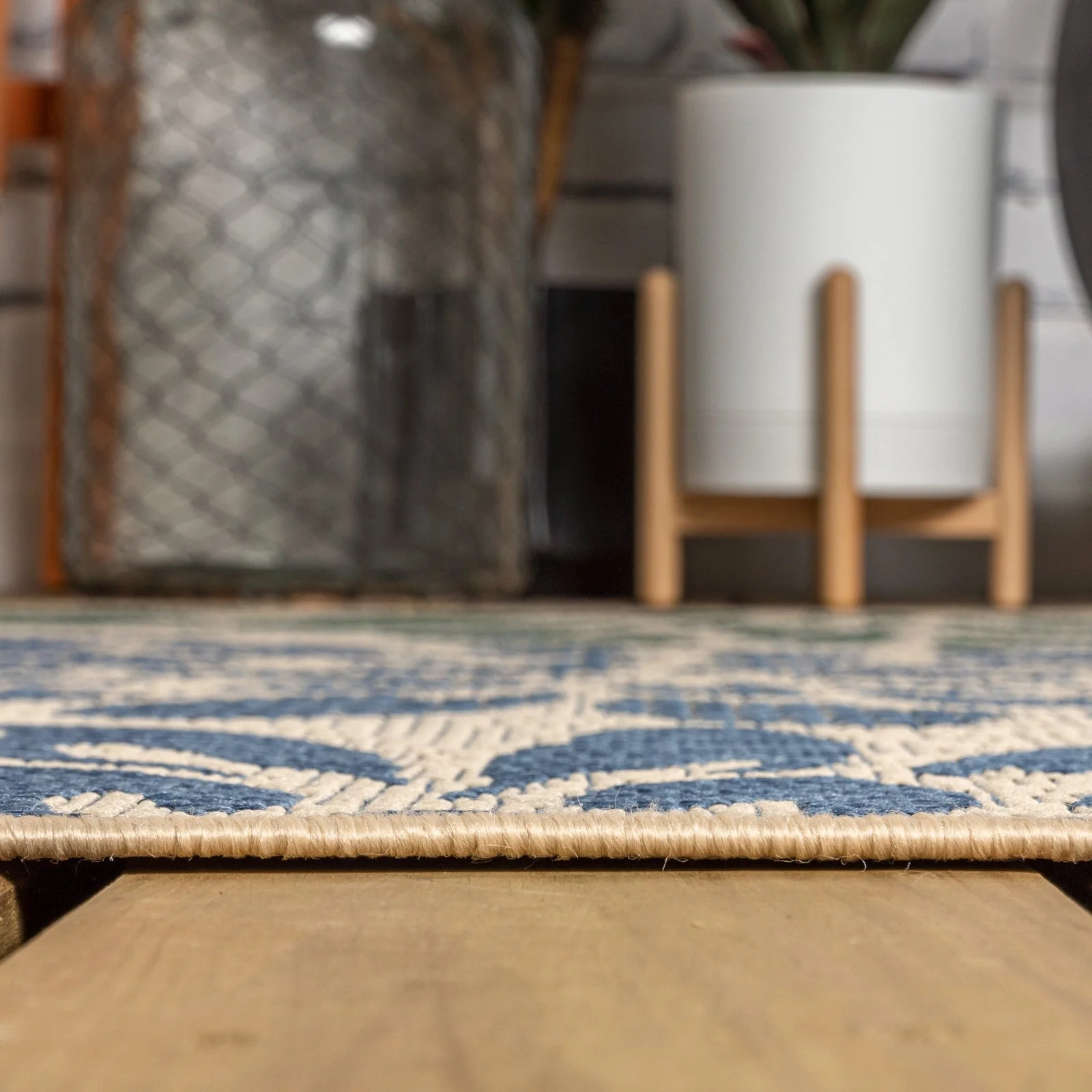 Zinnia Modern Floral Textured Weave Indoor/Outdoor Runner Rug - Image 32