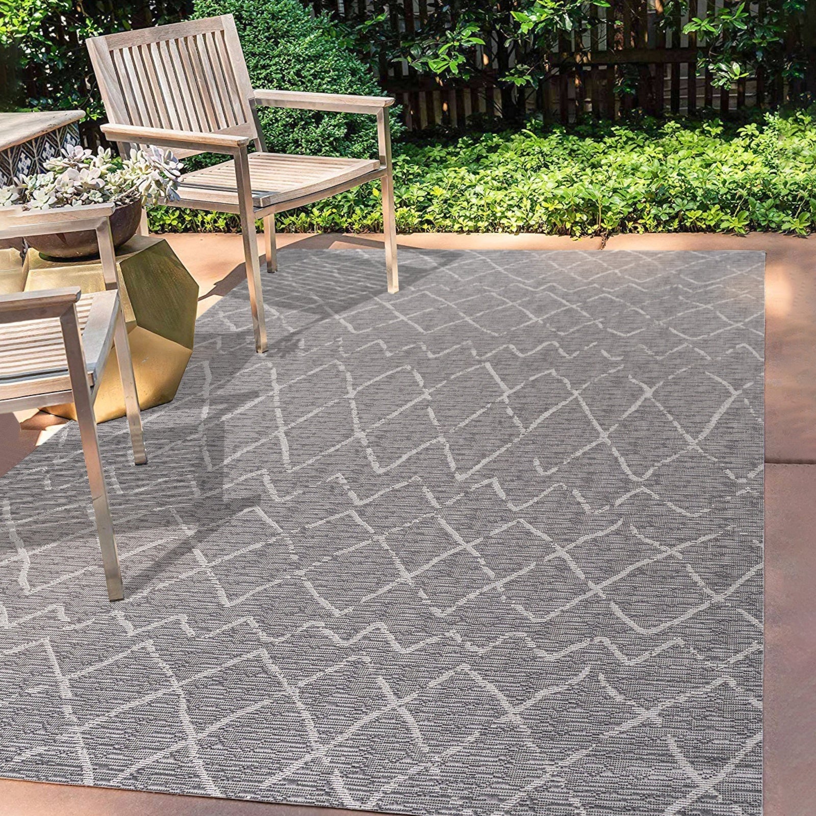 Madaba Moroccan Trellis Indoor/Outdoor Runner Rug - Image 9