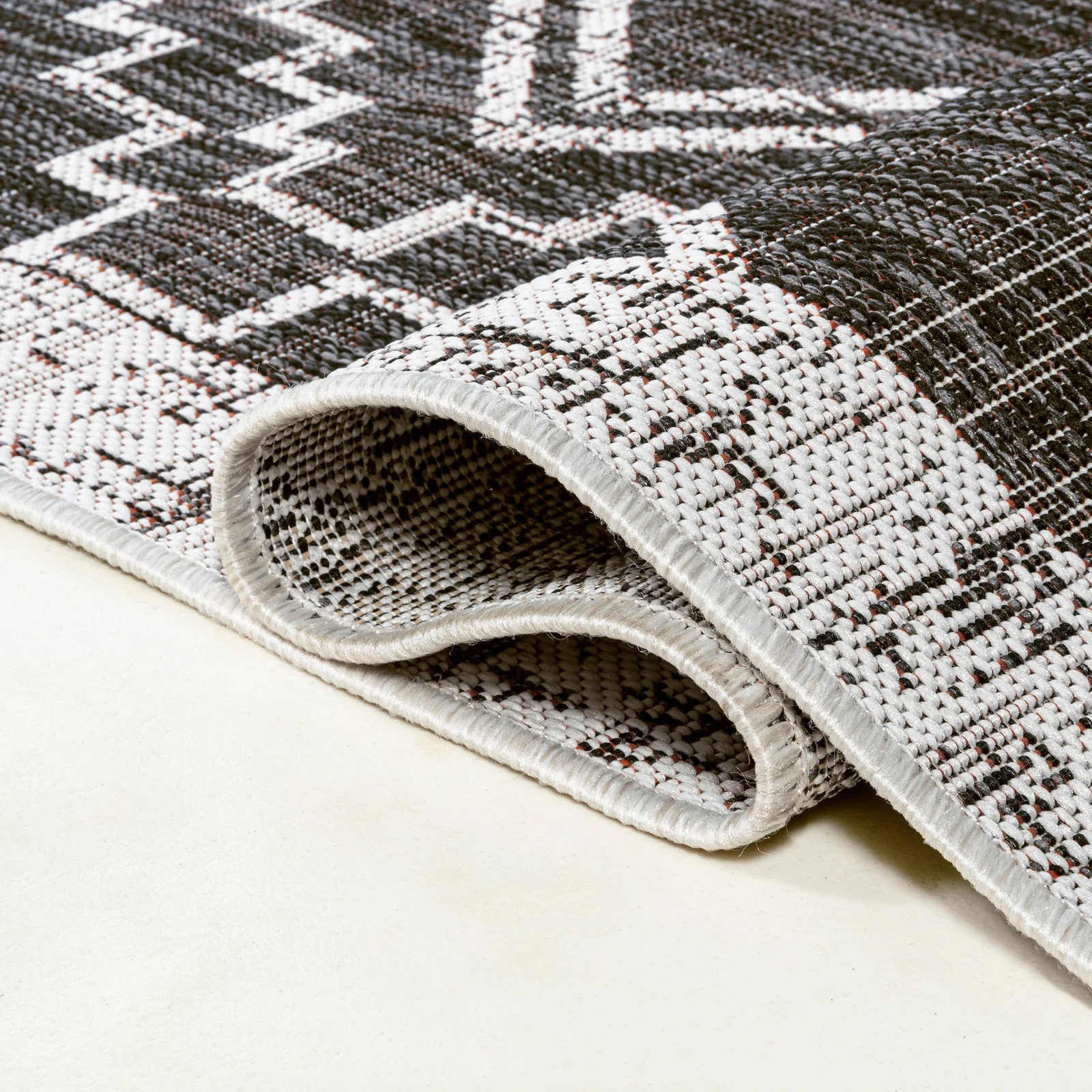 Marokko Diamond Tribal Medallion Indoor/Outdoor Runner Rug - Image 4