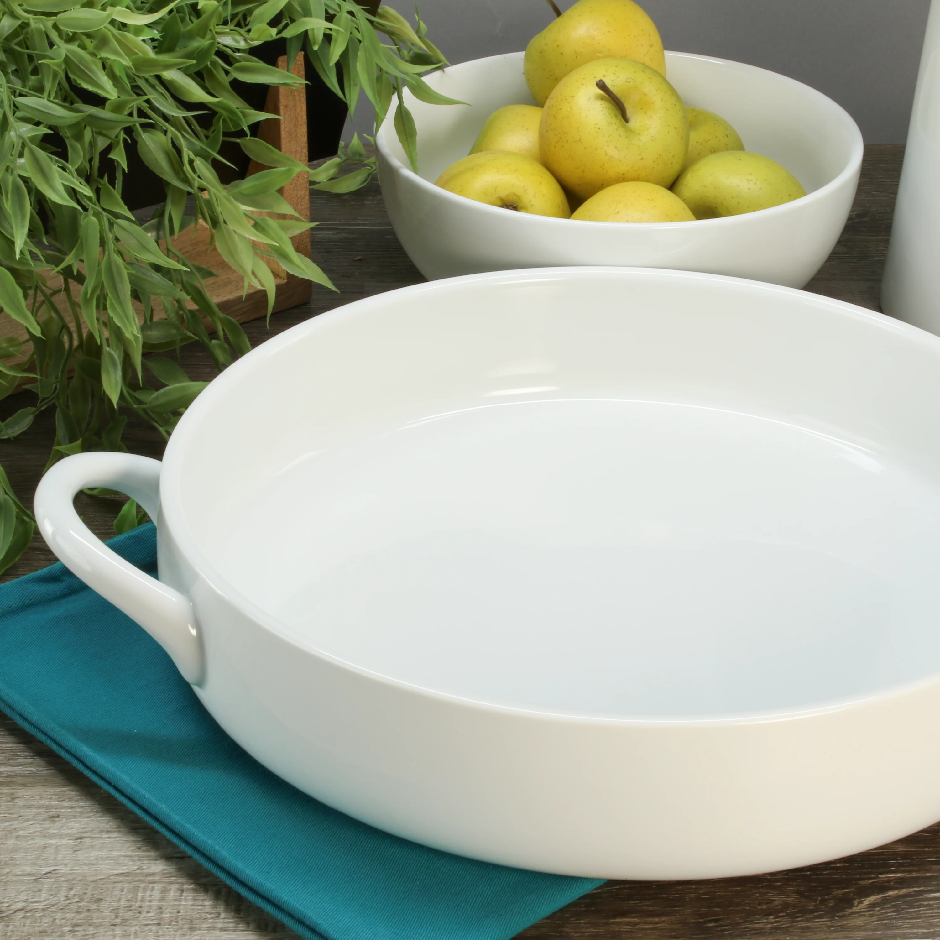 Taos Round Baker With Handles 5 Quart - Image 4