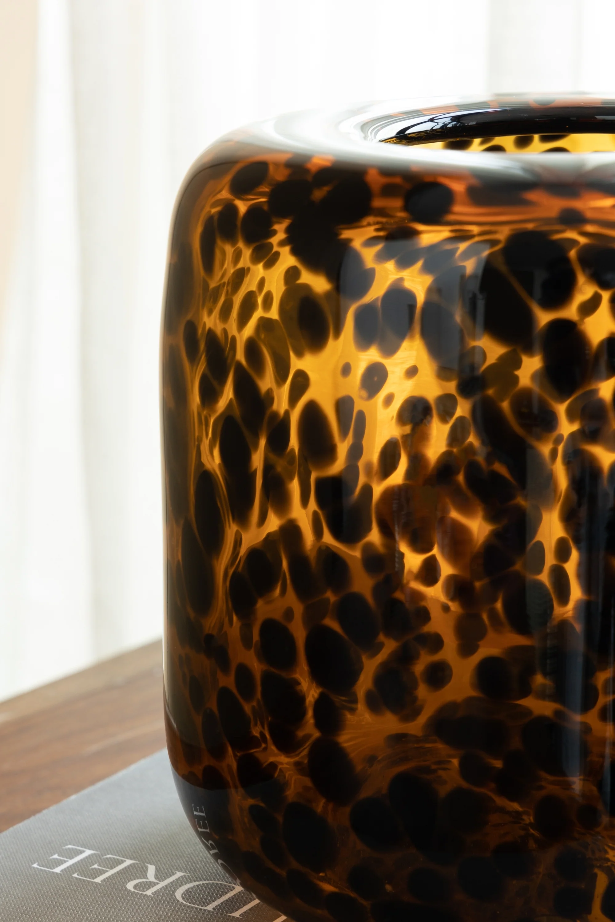 Tortoiseshell Amber Glass Vase, Short - Image 5