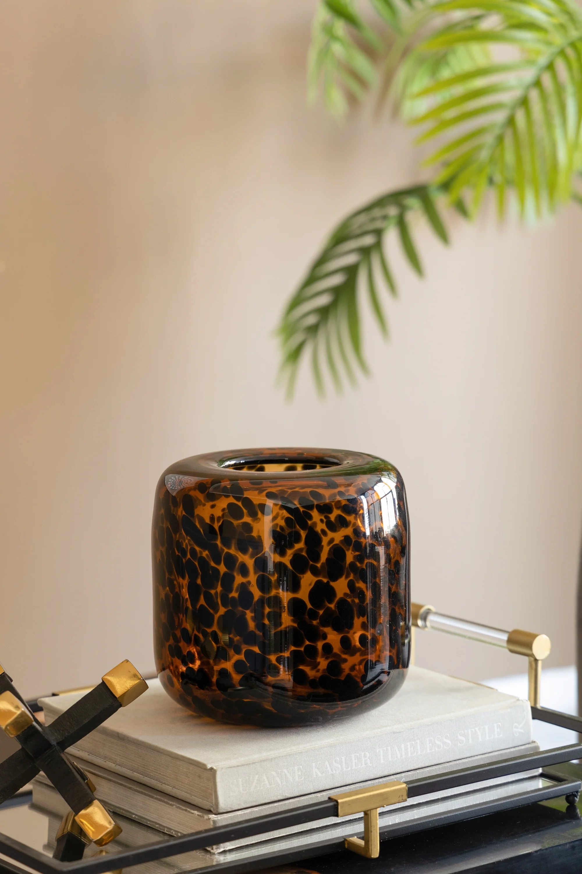 Tortoiseshell Amber Glass Vase, Short - Image 8
