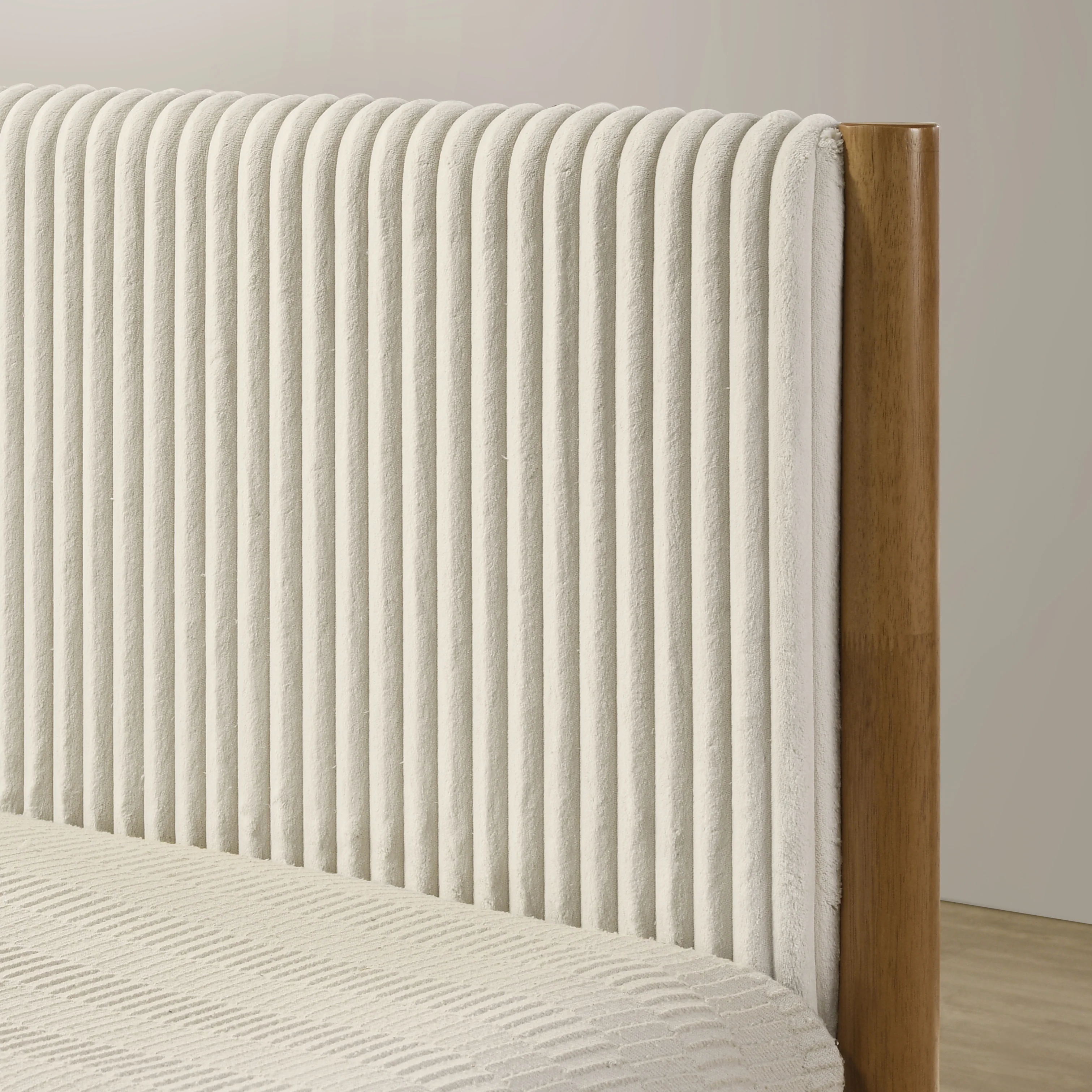Vichy 5-Piece Rubberwood Queen Bedroom Set - Image 10
