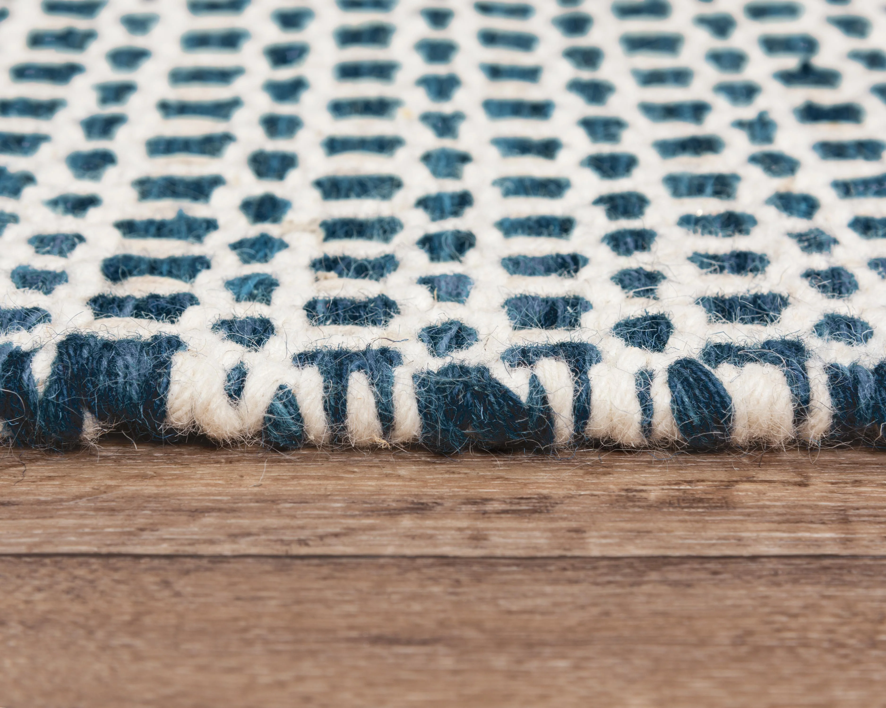 Windsor Hand Woven 100% Wool Basketweave Area Rug - Image 8