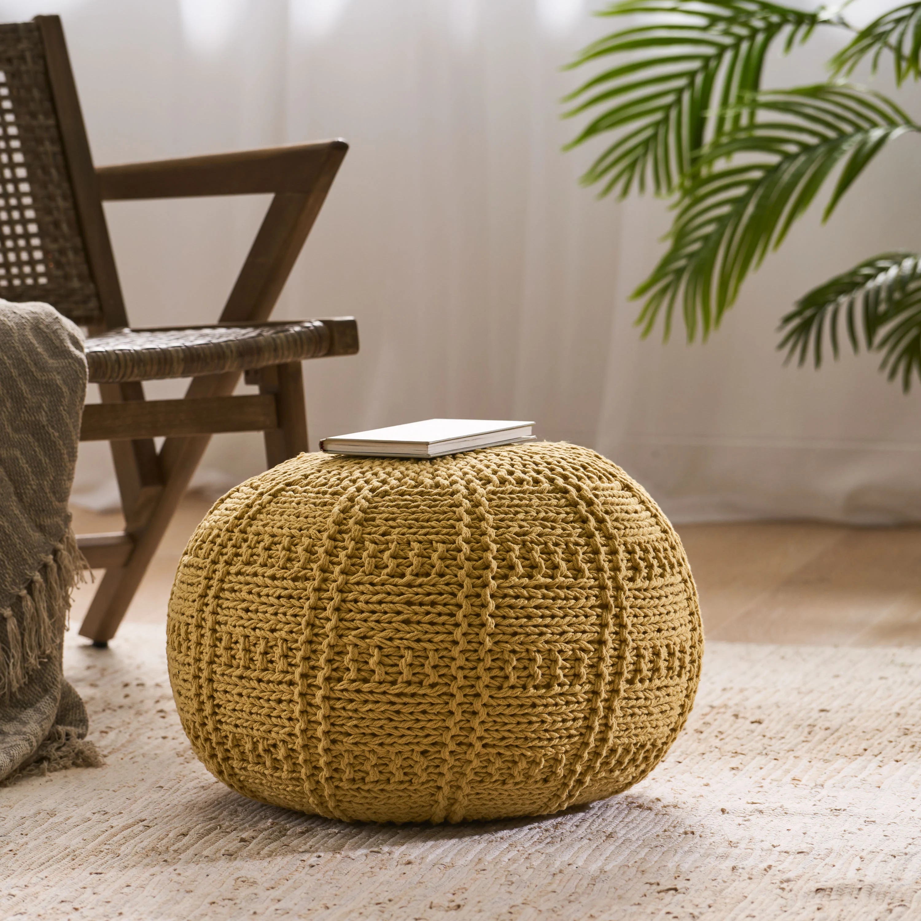 Yuny Knitted Pouf - Image 3