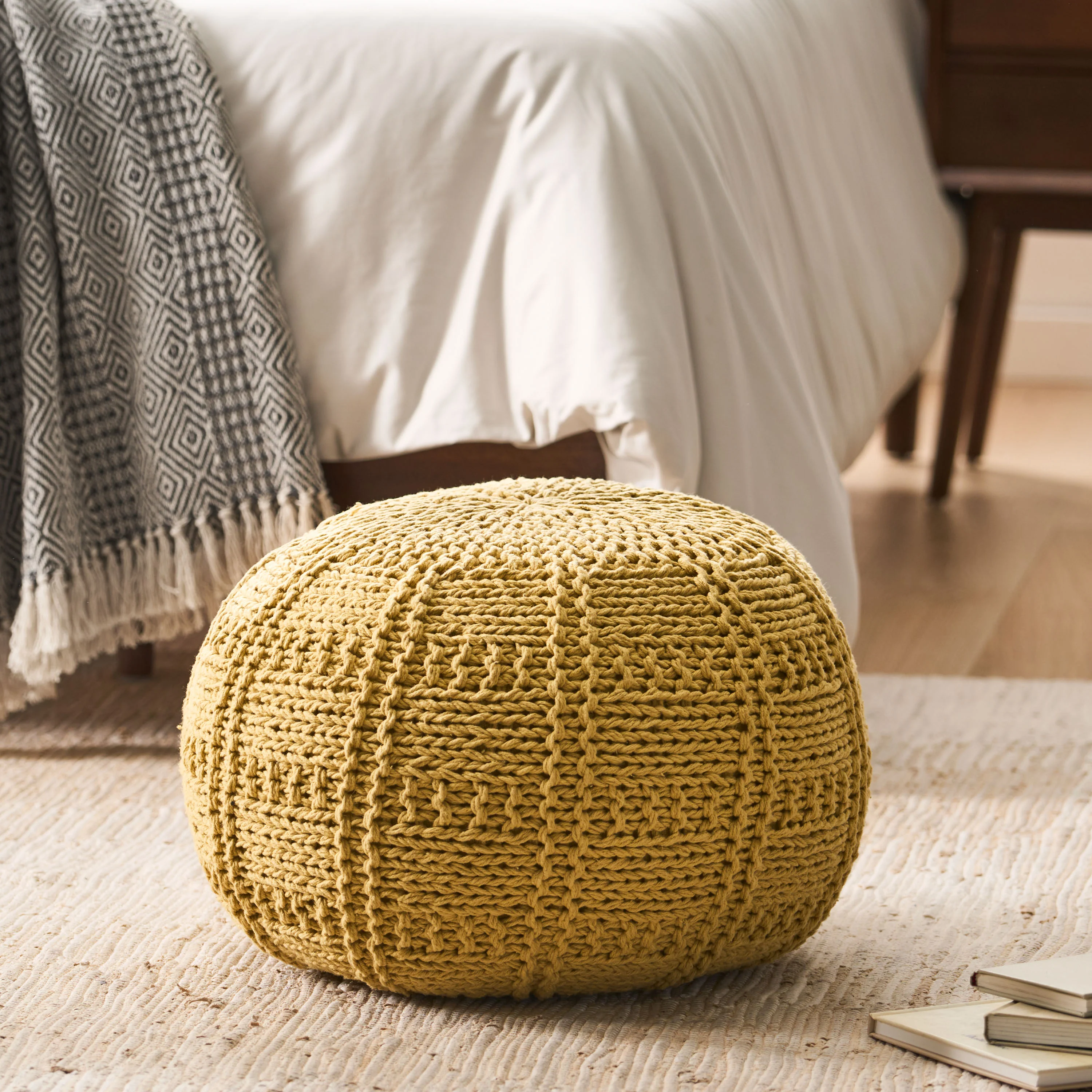 Yuny Knitted Pouf - Image 4